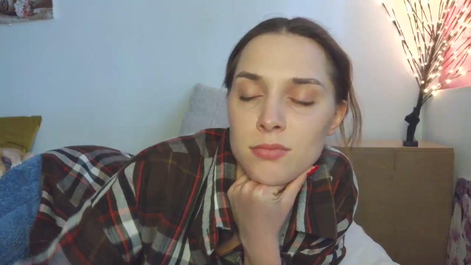 Gallery image thumbnail from HaleyReed's myfreecams stream on, 03/26/2026, 15:19 image 2 of 20