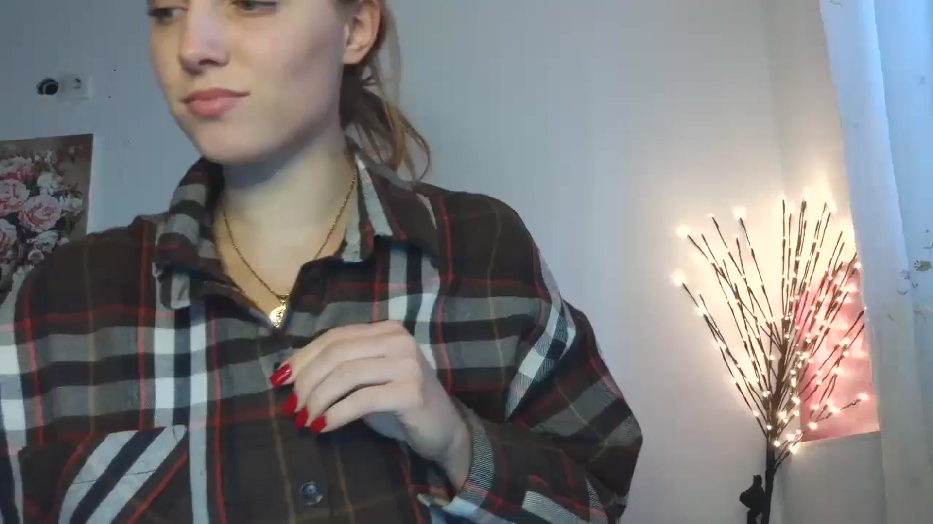 Gallery image thumbnail from HaleyReed's myfreecams stream on, 03/26/2026, 15:19 image 10 of 20