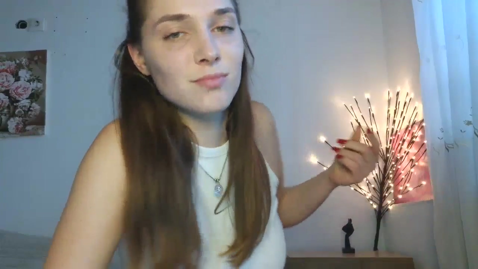 Gallery image thumbnail from HaleyReed's myfreecams stream on, 03/29/2026, 14:20 image 9 of 20