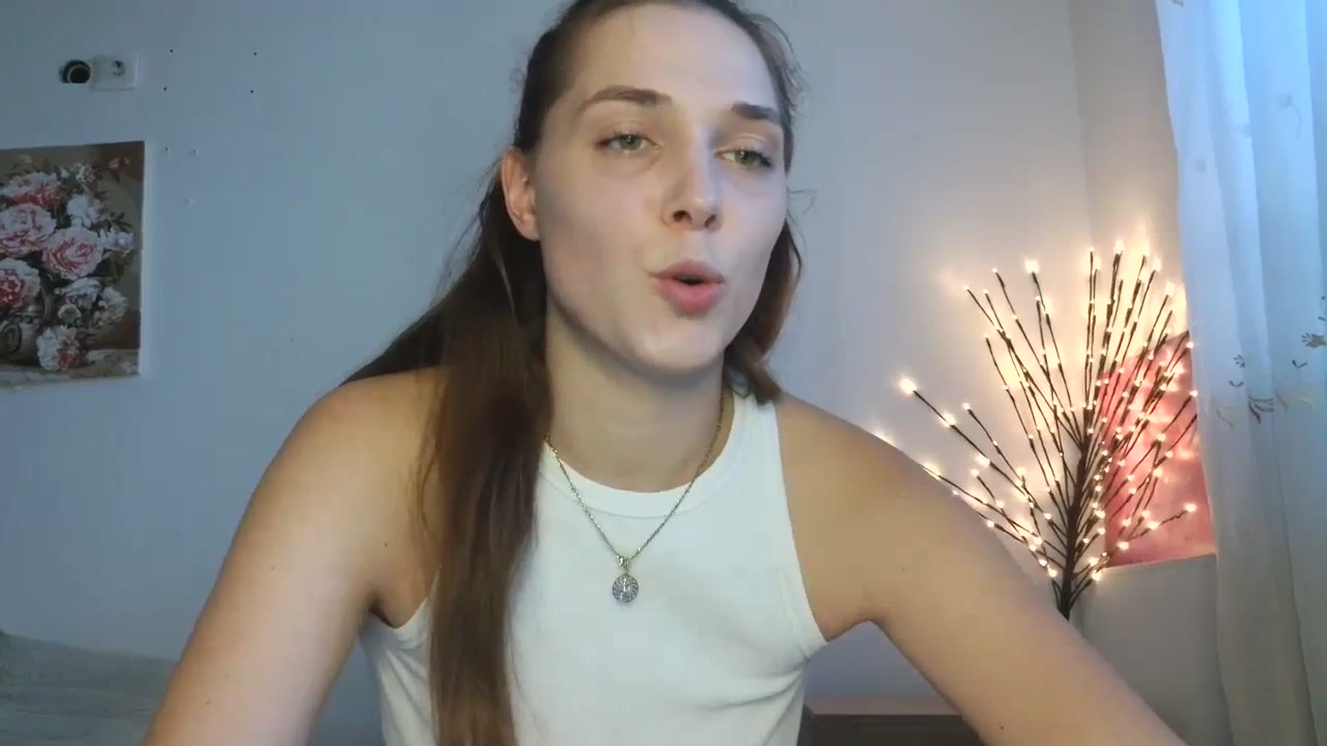 Gallery image thumbnail from HaleyReed's myfreecams stream on, 03/29/2026, 14:20 image 6 of 20
