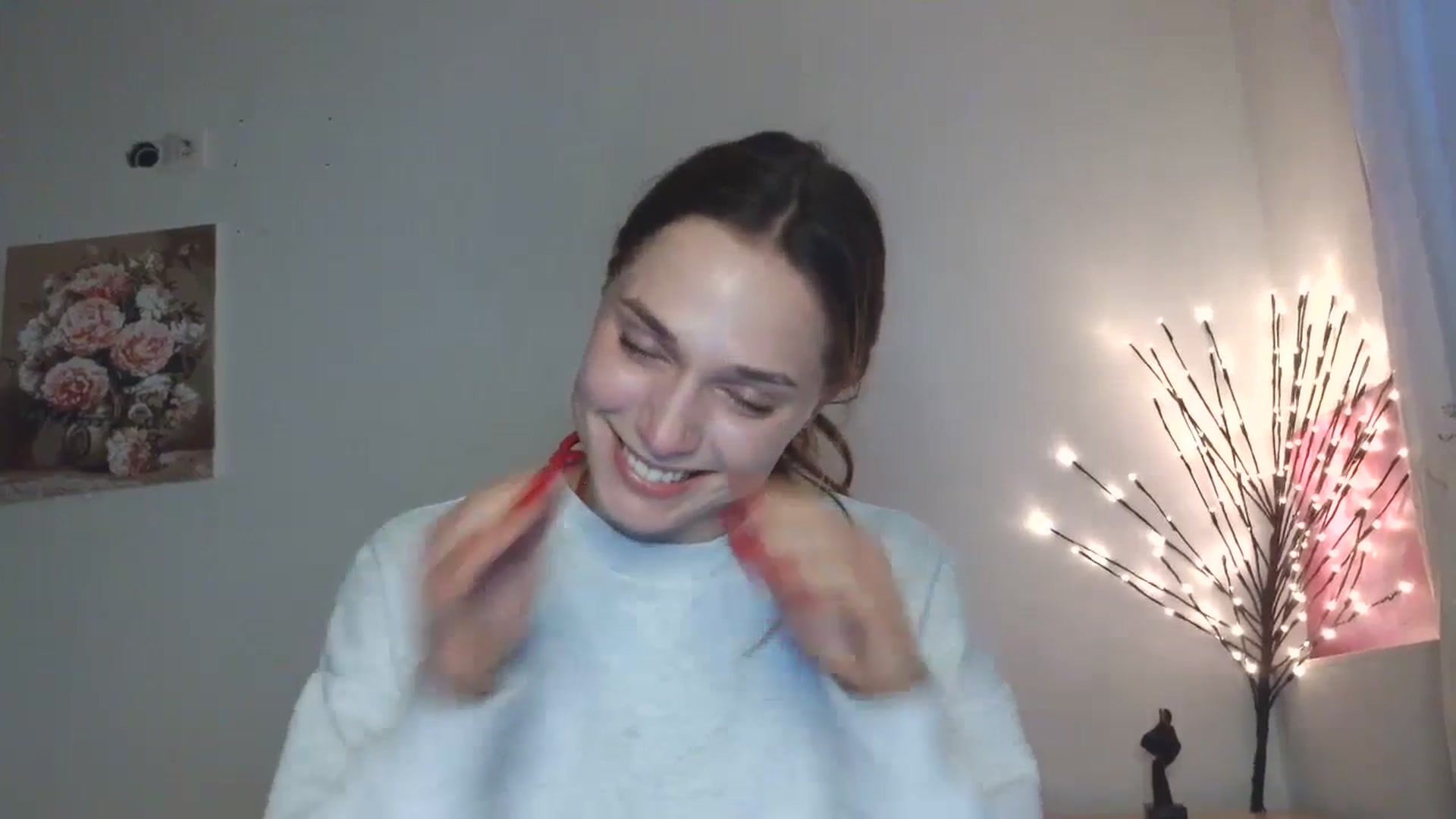 Gallery image thumbnail from HaleyReed's myfreecams stream on, 03/29/2026, 16:09 image 11 of 20
