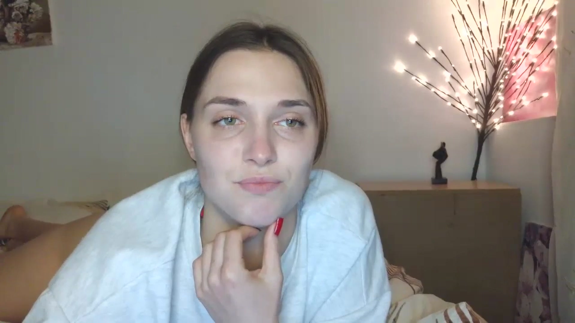Gallery image thumbnail from HaleyReed's myfreecams stream on, 03/29/2026, 16:23 image 6 of 20