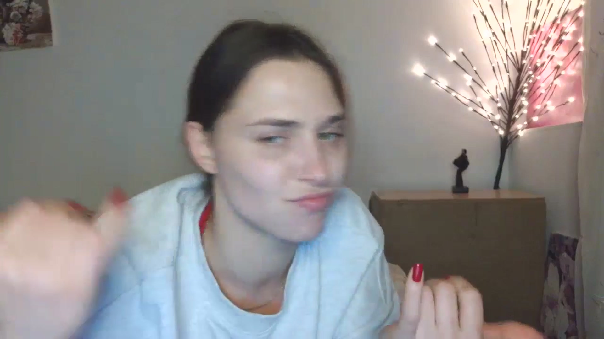 Gallery image thumbnail from HaleyReed's myfreecams stream on, 03/29/2026, 16:23 image 2 of 20