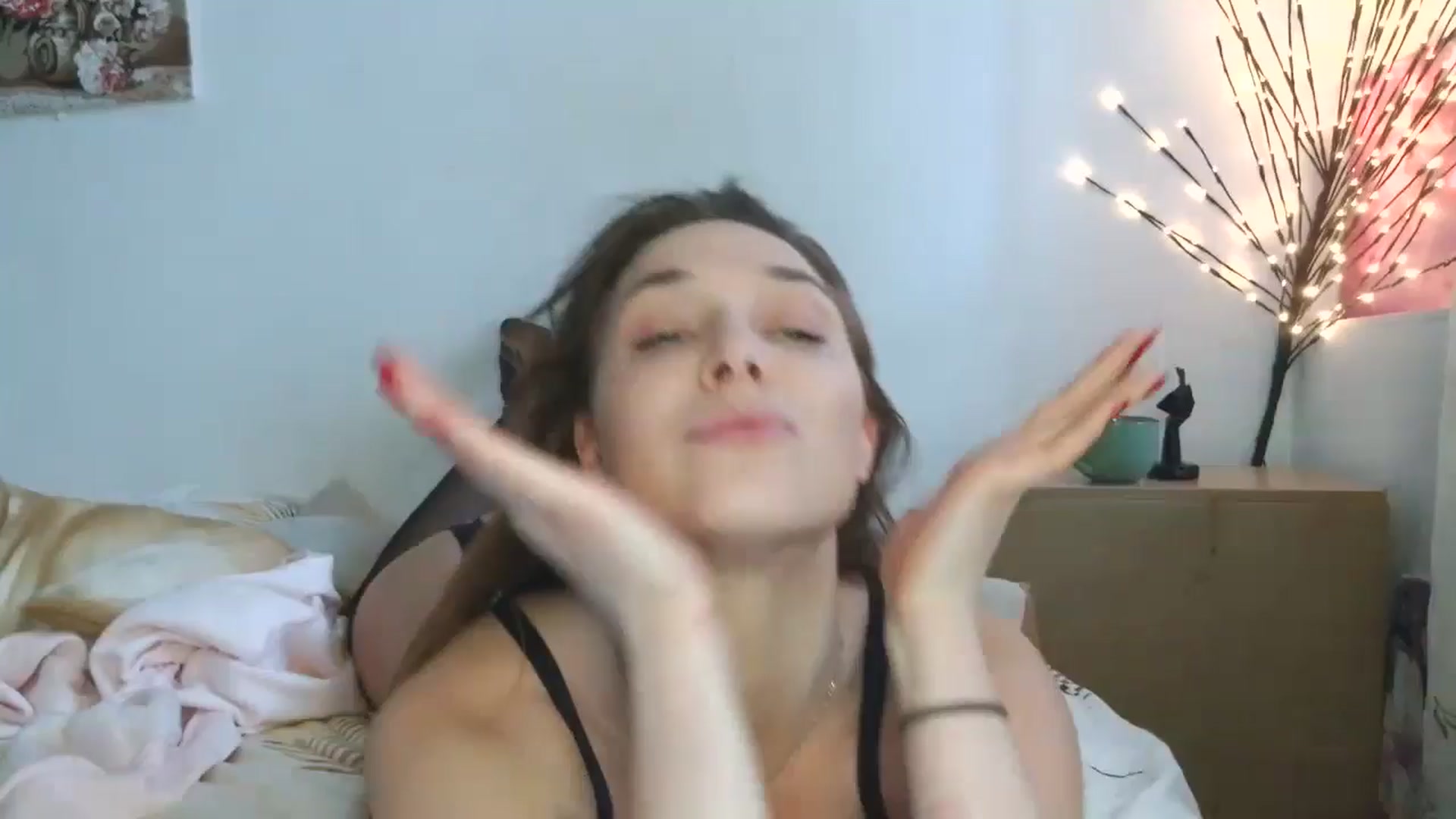 Gallery image thumbnail from HaleyReed's myfreecams stream on, 03/31/2026, 11:29 image 2 of 20