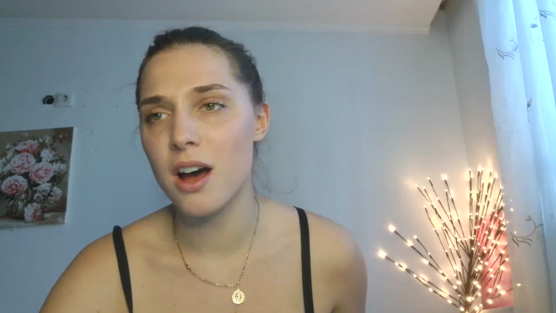 Gallery image thumbnail from HaleyReed's myfreecams stream on, 03/31/2026, 13:33 image 12 of 20