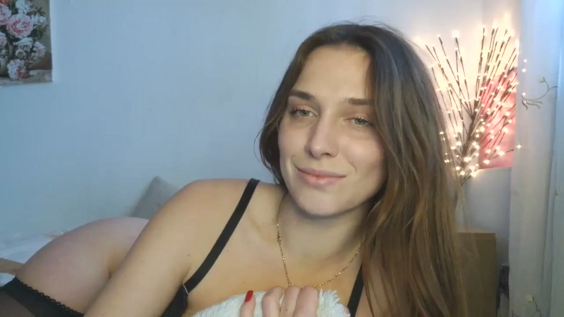 Gallery image thumbnail from HaleyReed's myfreecams stream on, 03/31/2026, 13:33 image 3 of 20