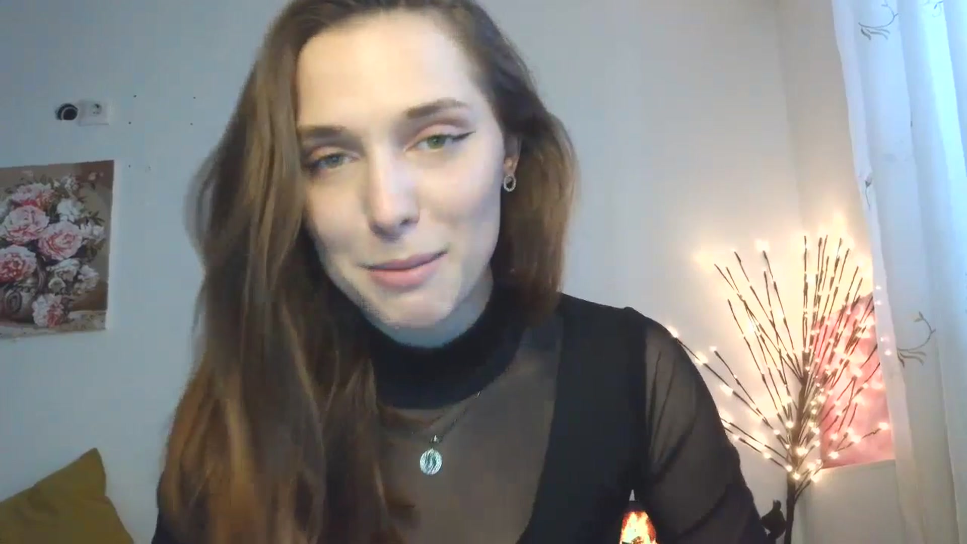 Gallery image thumbnail from HaleyReed's myfreecams stream on, 04/01/2026, 13:23 image 17 of 20