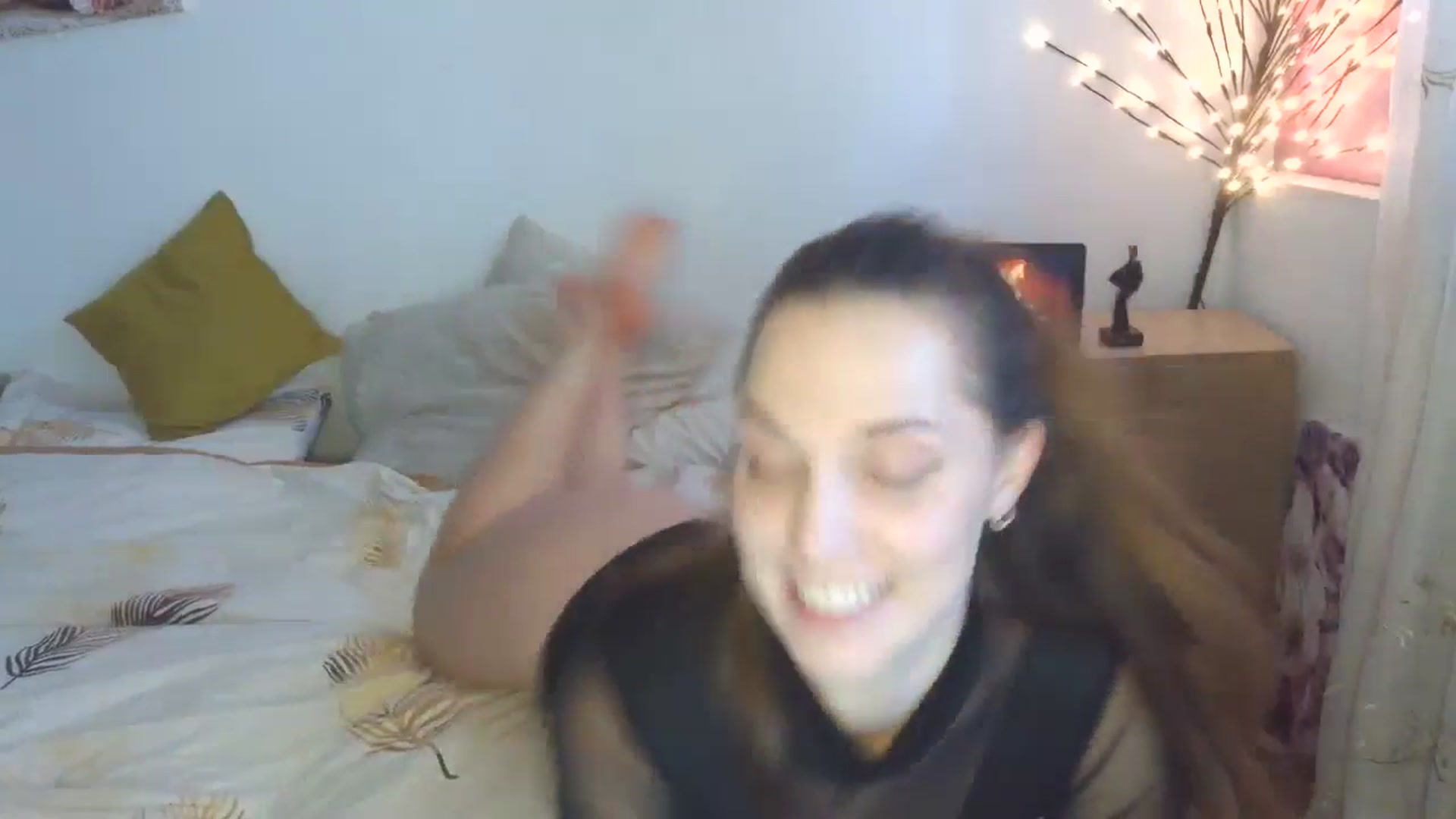 Gallery image thumbnail from HaleyReed's myfreecams stream on, 04/01/2026, 13:23 image 11 of 20
