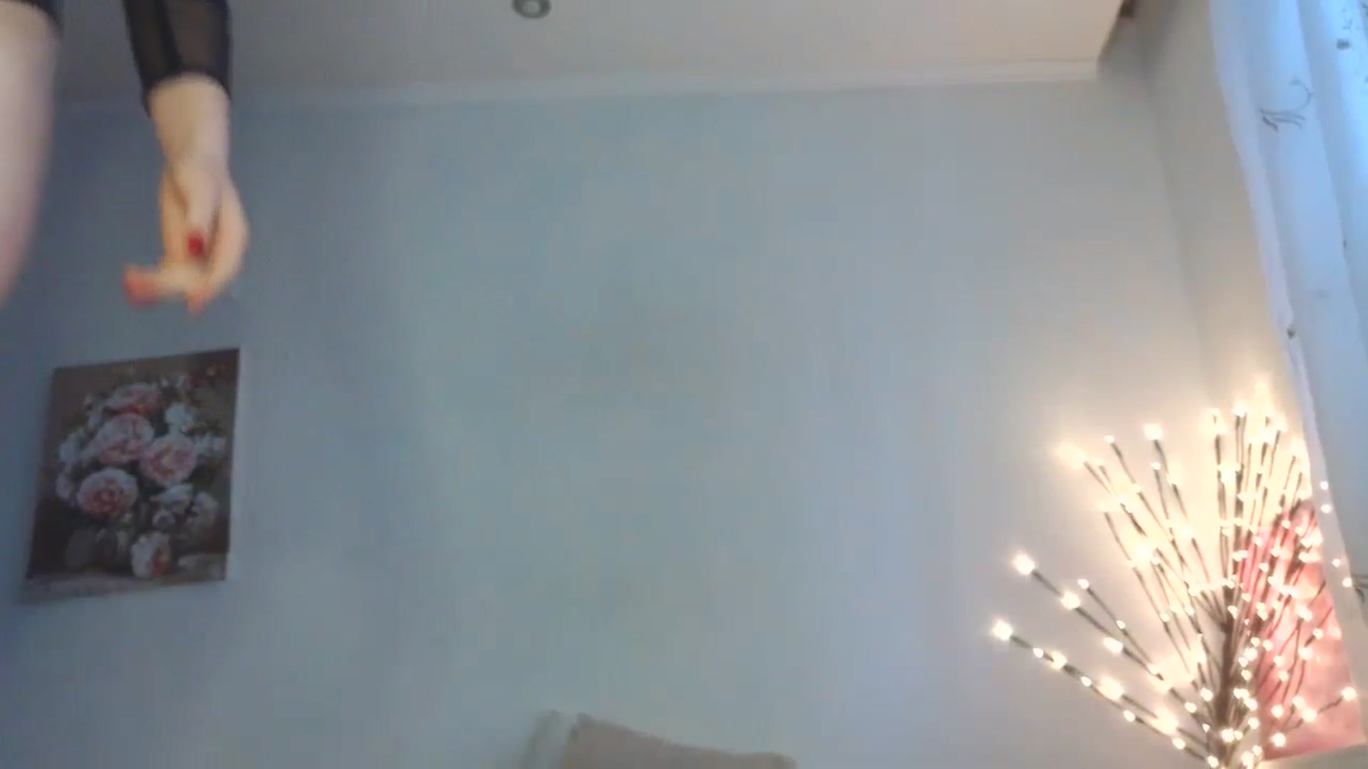 Gallery image thumbnail from HaleyReed's myfreecams stream on, 04/01/2026, 14:48 image 17 of 20