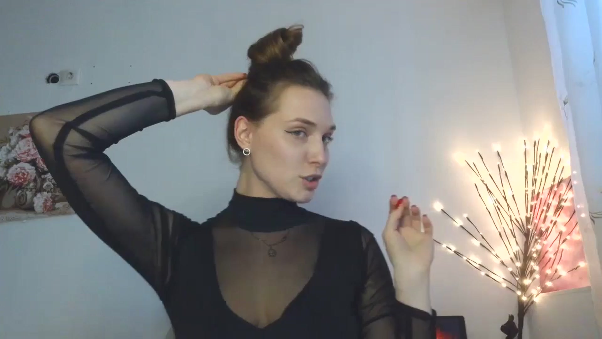 Gallery image thumbnail from HaleyReed's myfreecams stream on, 04/01/2026, 14:48 image 6 of 20