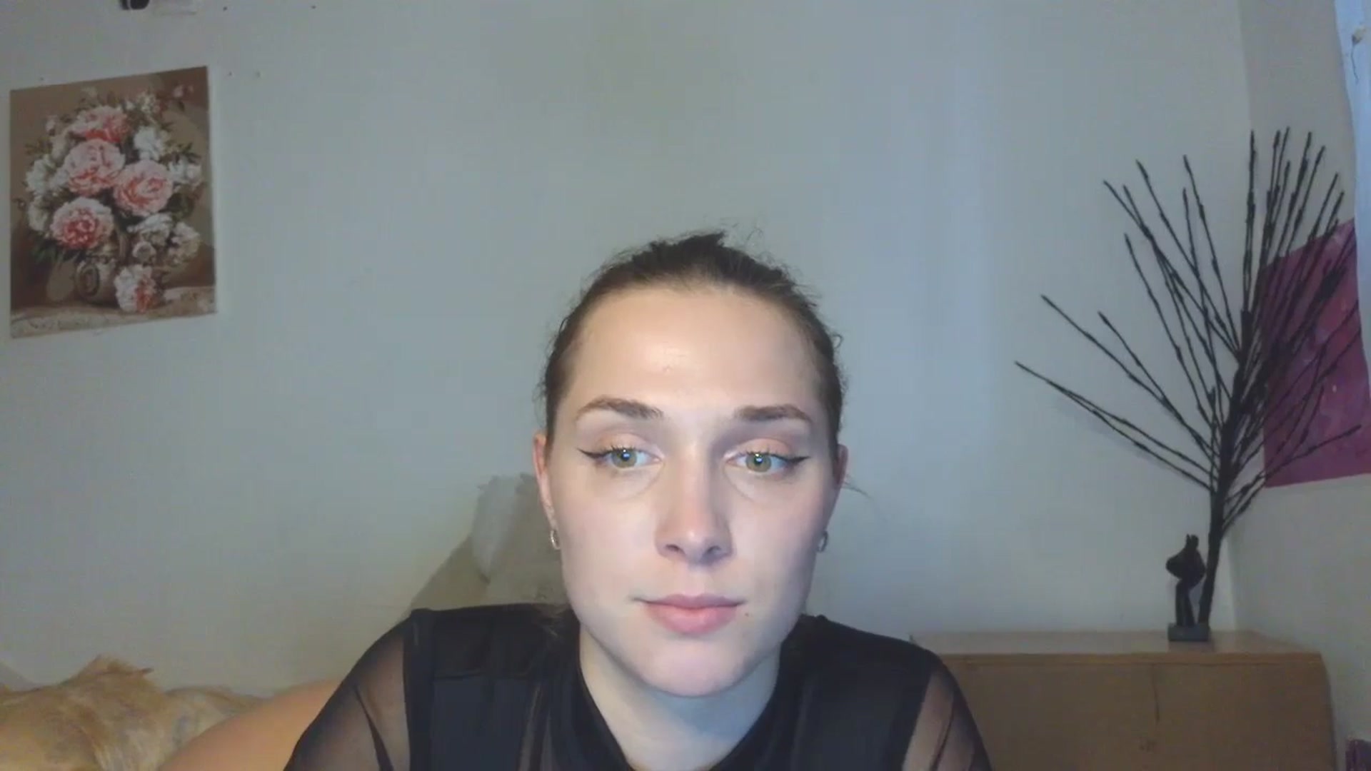 Gallery image thumbnail from HaleyReed's myfreecams stream on, 04/01/2026, 15:54 image 4 of 20