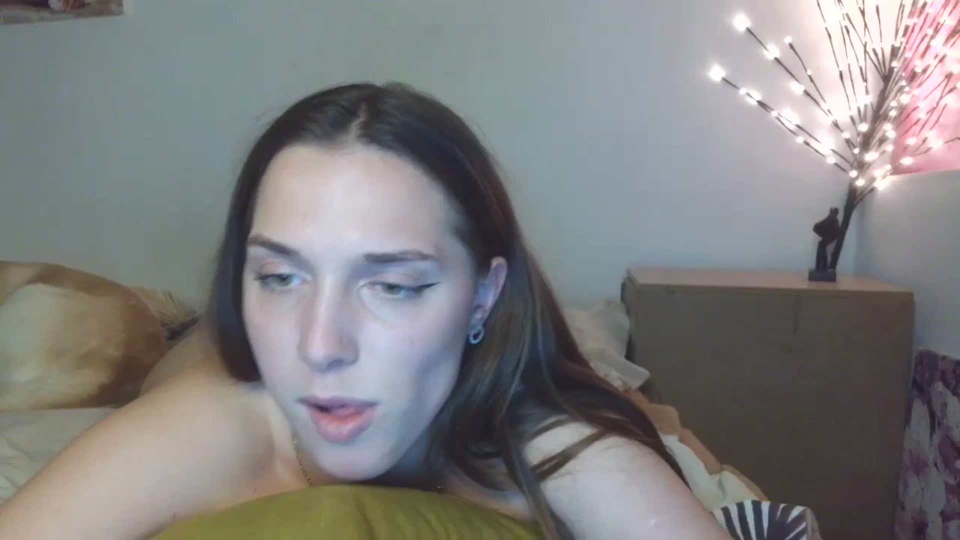 Gallery image thumbnail from HaleyReed's myfreecams stream on, 04/01/2026, 17:29 image 4 of 20