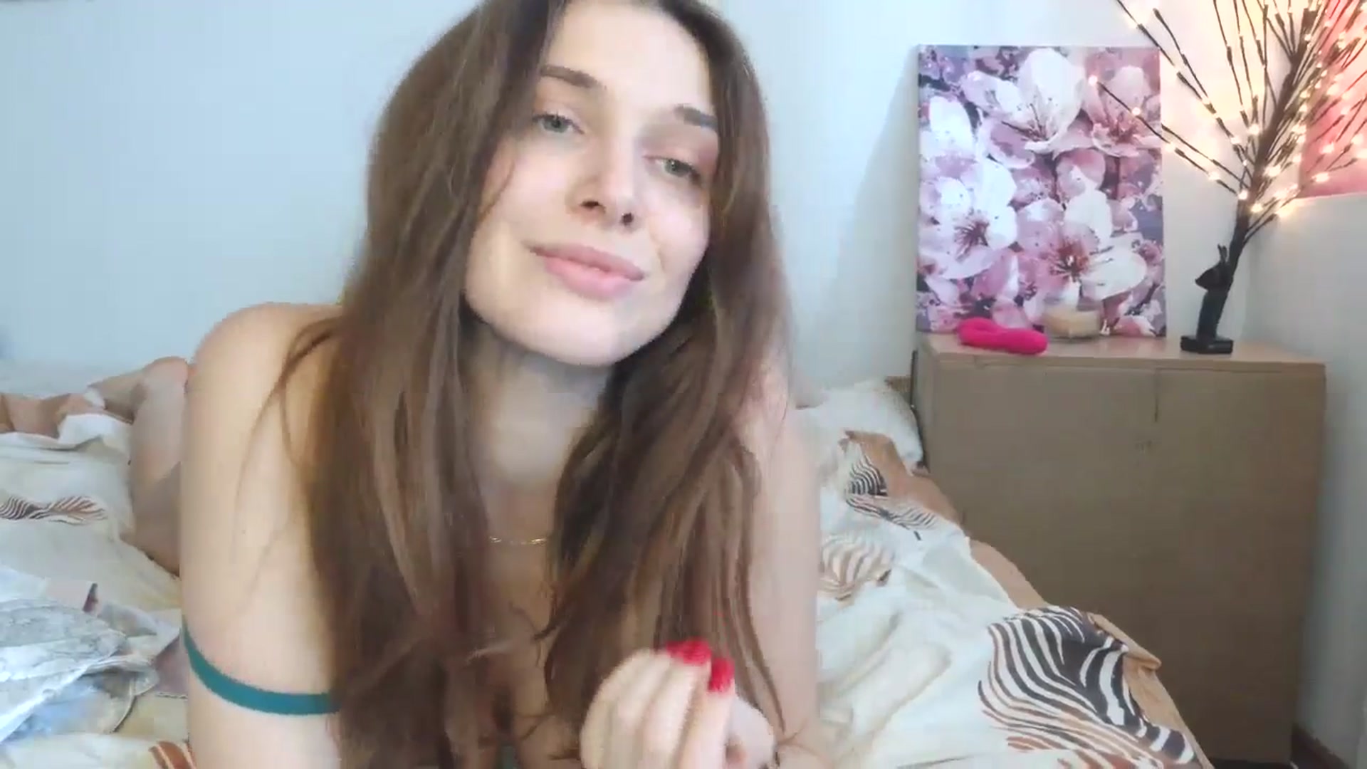 Gallery image thumbnail from HaleyReed's myfreecams stream on, 04/03/2026, 11:21 image 20 of 20