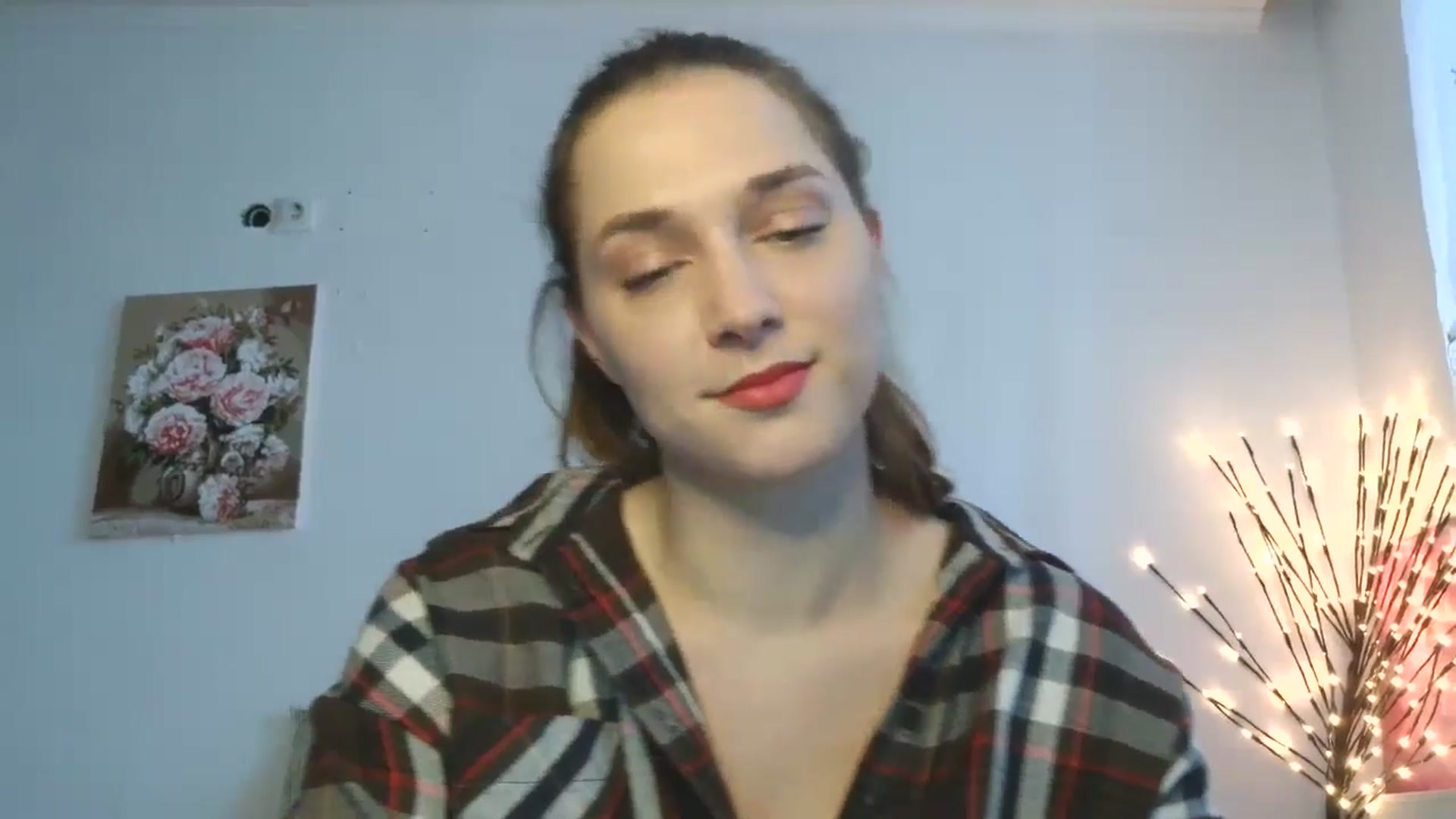 Gallery image thumbnail from HaleyReed's myfreecams stream on, 04/05/2026, 13:00 image 12 of 20