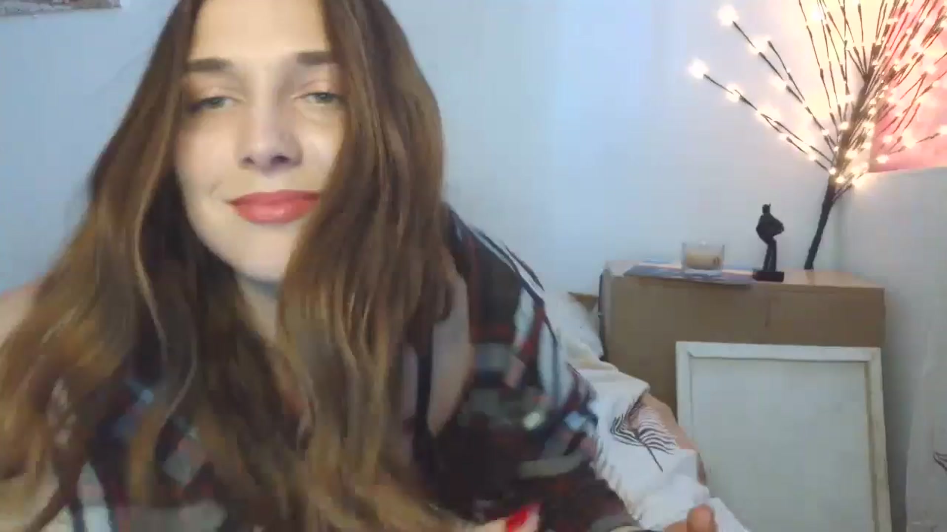 Gallery image thumbnail from HaleyReed's myfreecams stream on, 04/05/2026, 14:02 image 17 of 20