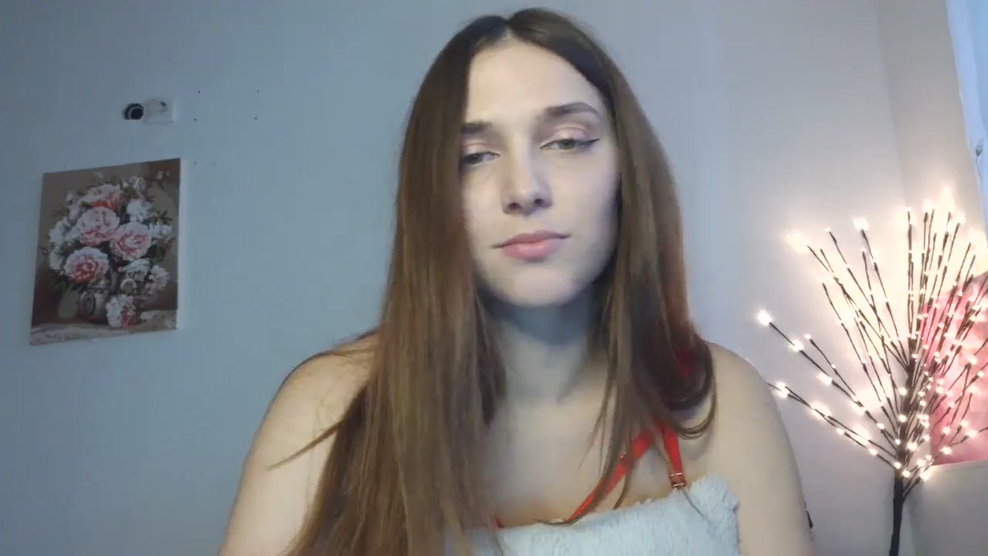 Gallery image thumbnail from HaleyReed's myfreecams stream on, 04/06/2026, 12:25 image 17 of 20