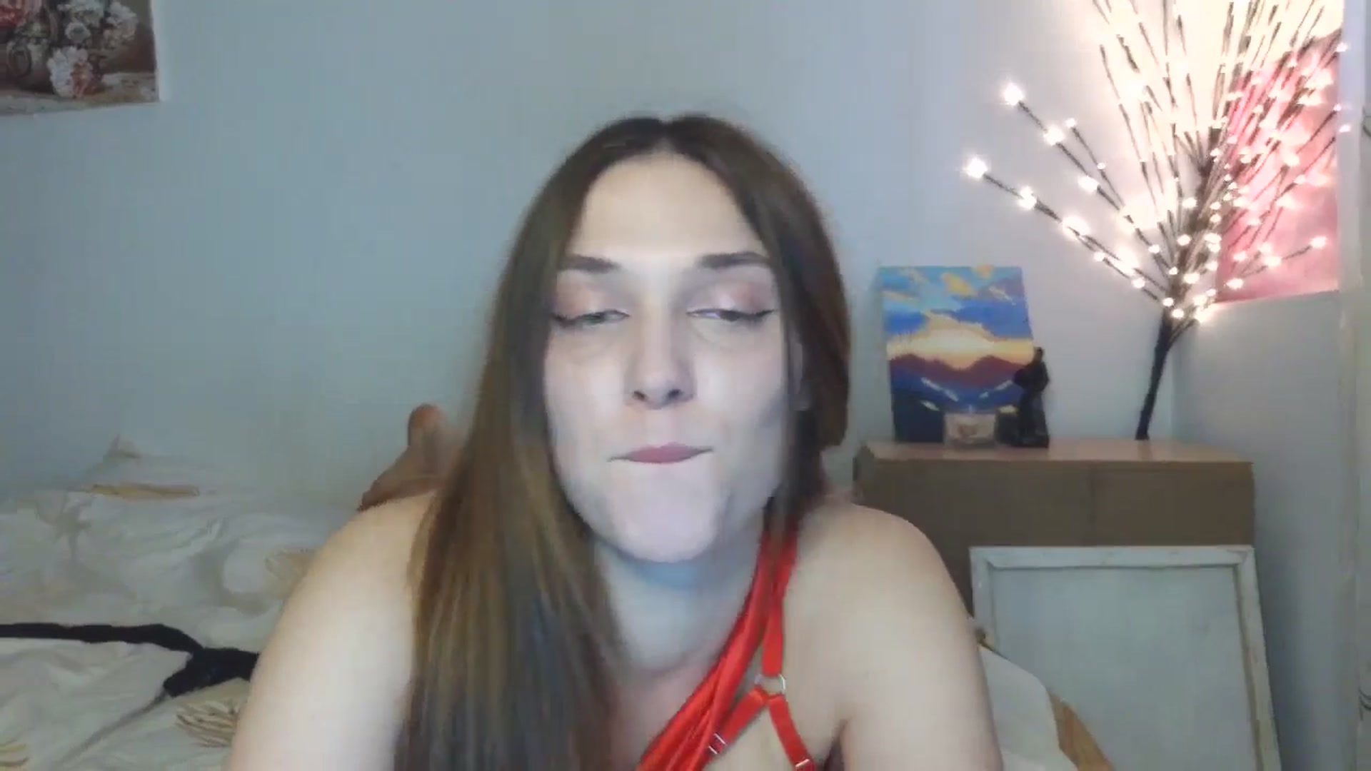 Gallery image thumbnail from HaleyReed's myfreecams stream on, 04/06/2026, 13:19 image 14 of 20