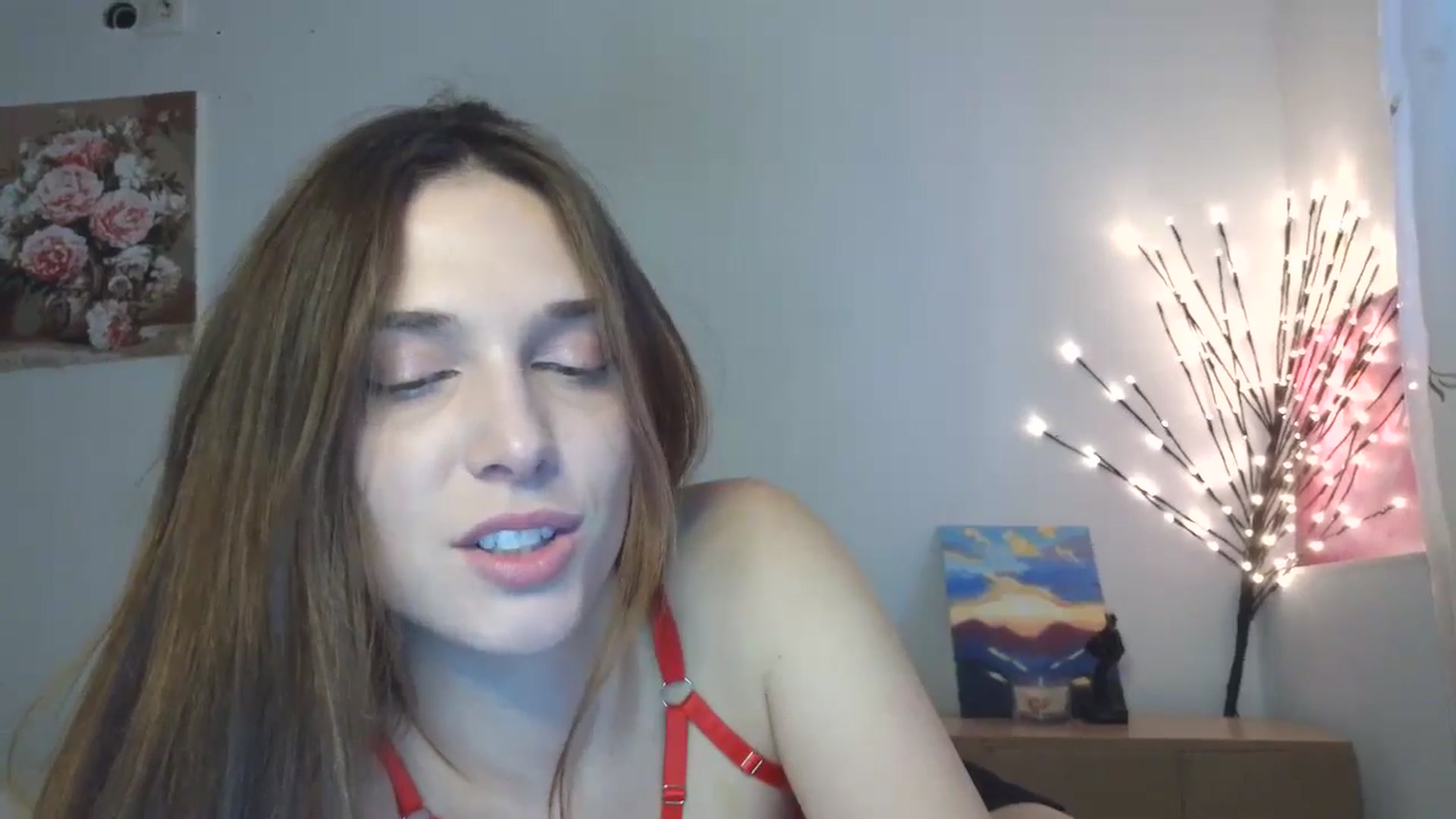 Gallery image thumbnail from HaleyReed's myfreecams stream on, 04/06/2026, 13:19 image 3 of 20
