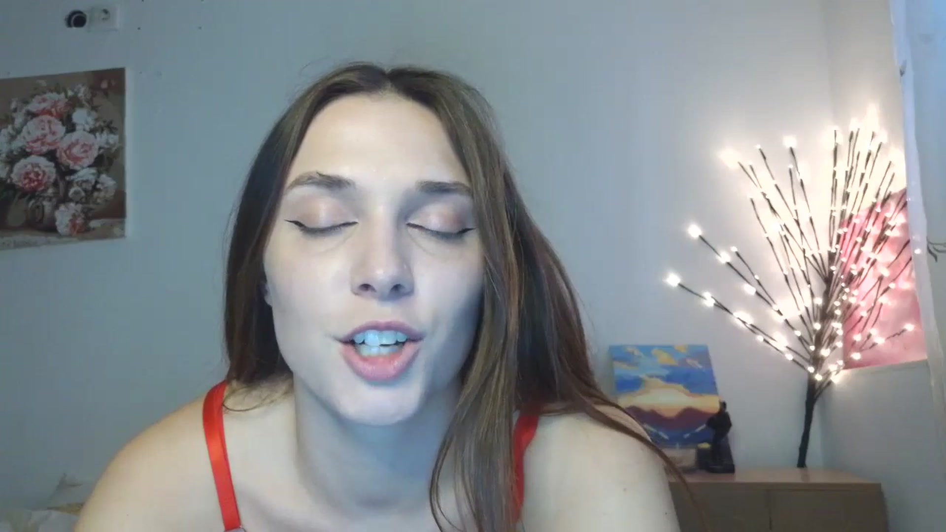 Gallery image thumbnail from HaleyReed's myfreecams stream on, 04/06/2026, 13:19 image 5 of 20