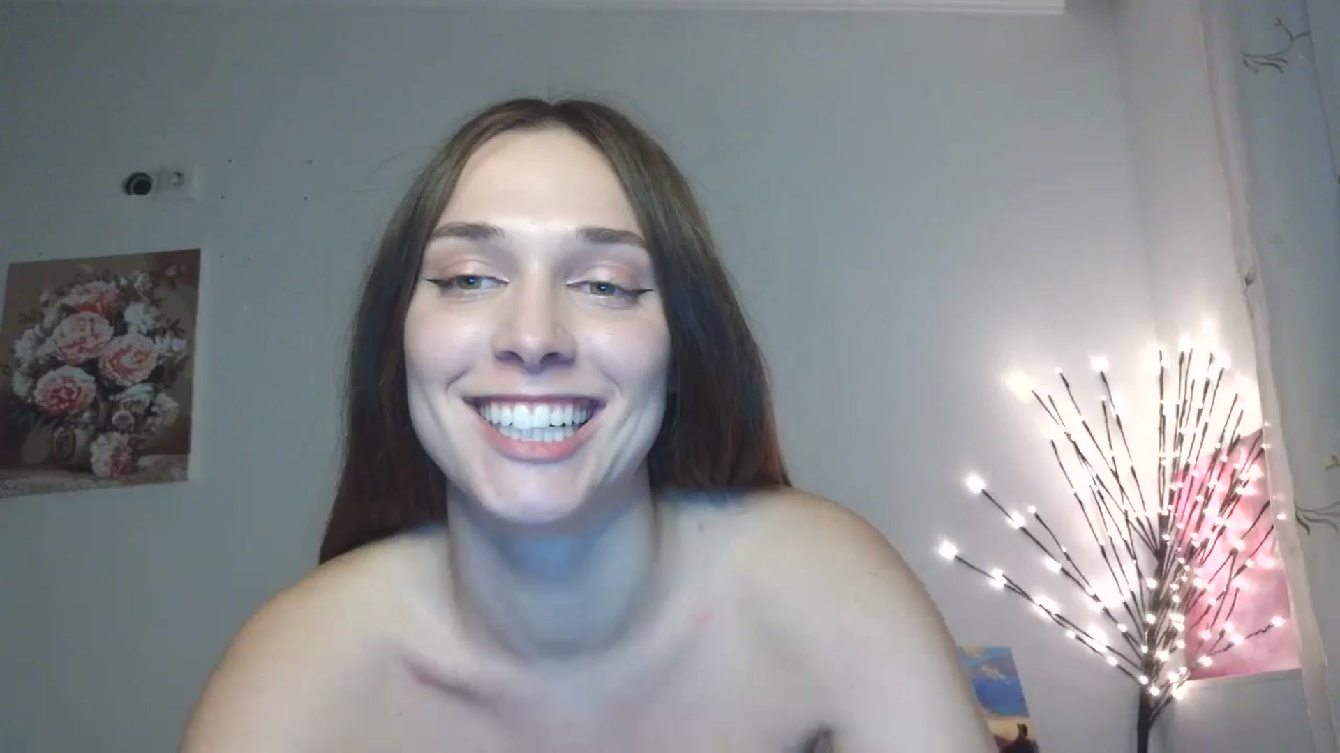 Gallery image thumbnail from HaleyReed's myfreecams stream on, 04/06/2026, 17:01 image 8 of 20