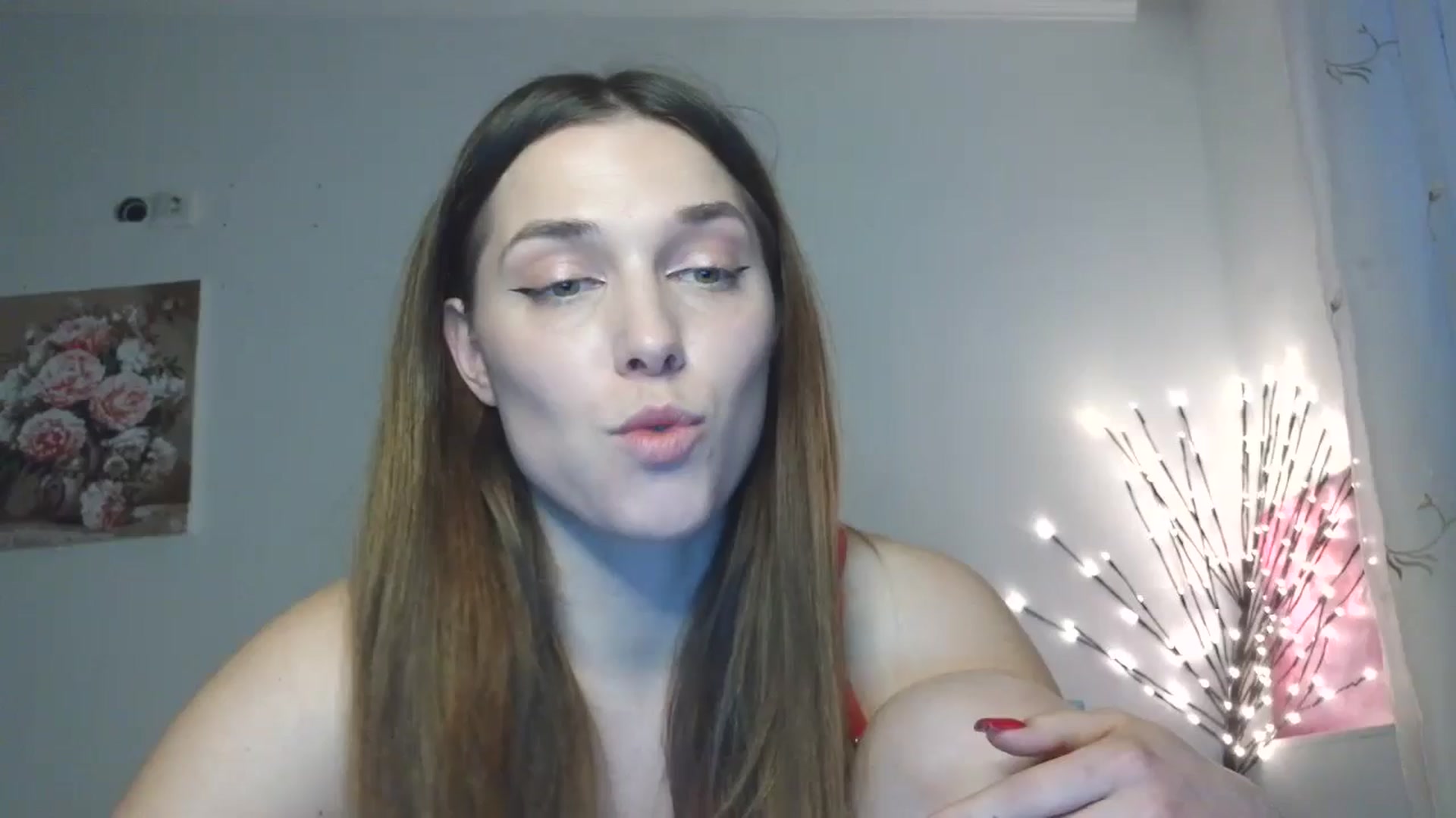 Gallery image thumbnail from HaleyReed's myfreecams stream on, 04/06/2026, 17:01 image 5 of 20
