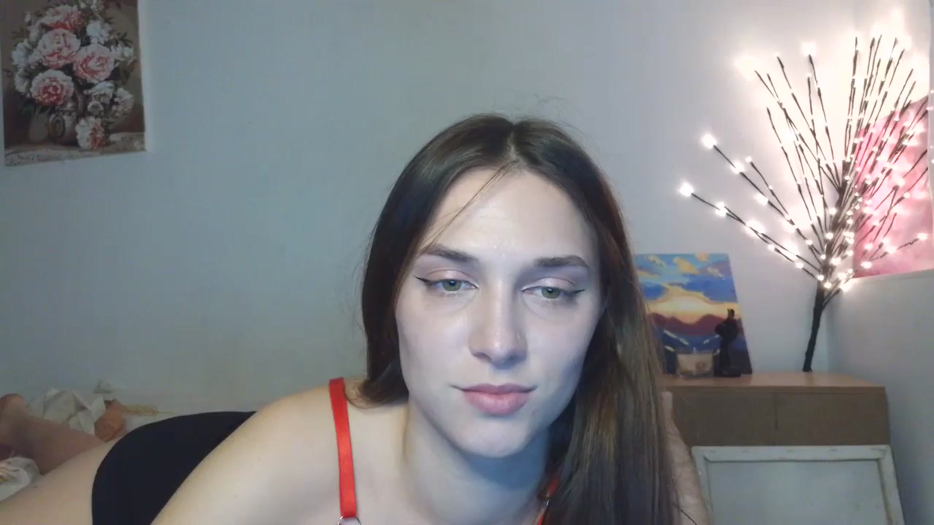 Gallery image thumbnail from HaleyReed's myfreecams stream on, 04/06/2026, 17:01 image 1 of 20