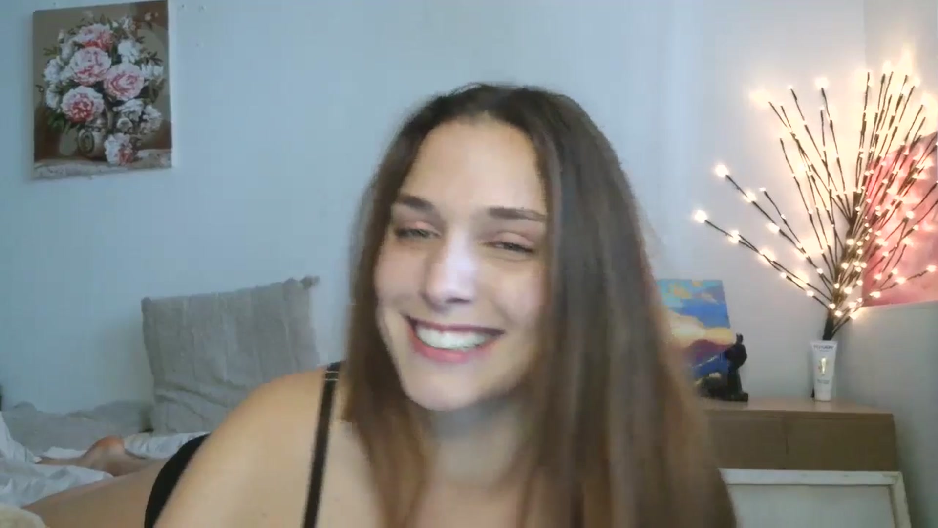 Gallery image thumbnail from HaleyReed's myfreecams stream on, 04/08/2026, 11:53 image 10 of 20