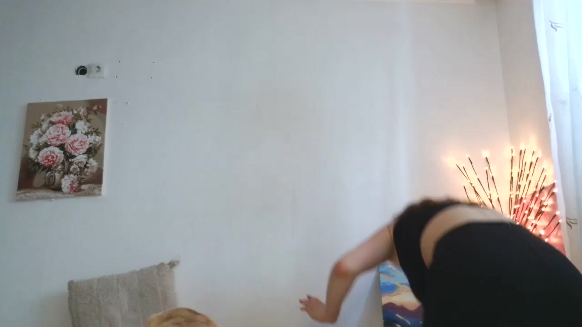 Gallery image thumbnail from HaleyReed's myfreecams stream on, 04/08/2026, 11:53 image 1 of 20