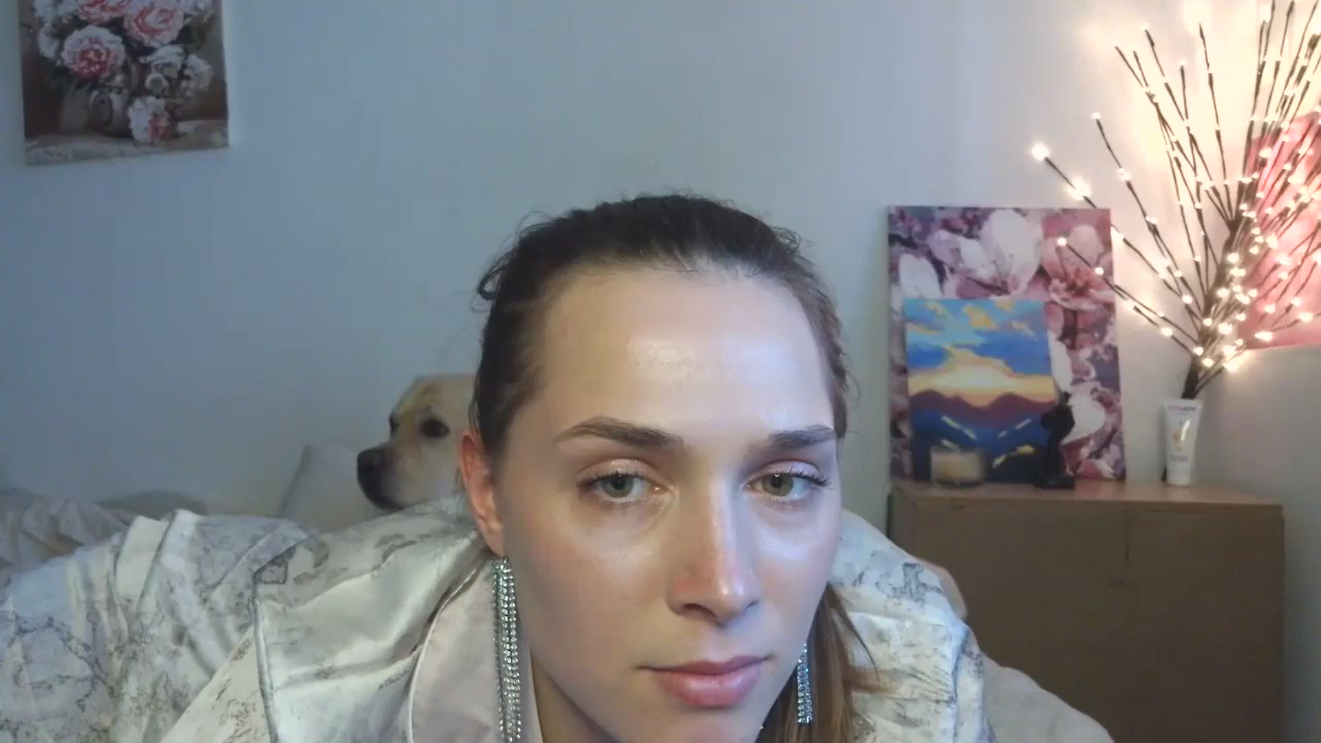 Gallery image thumbnail from HaleyReed's myfreecams stream on, 04/08/2026, 15:23 image 17 of 20
