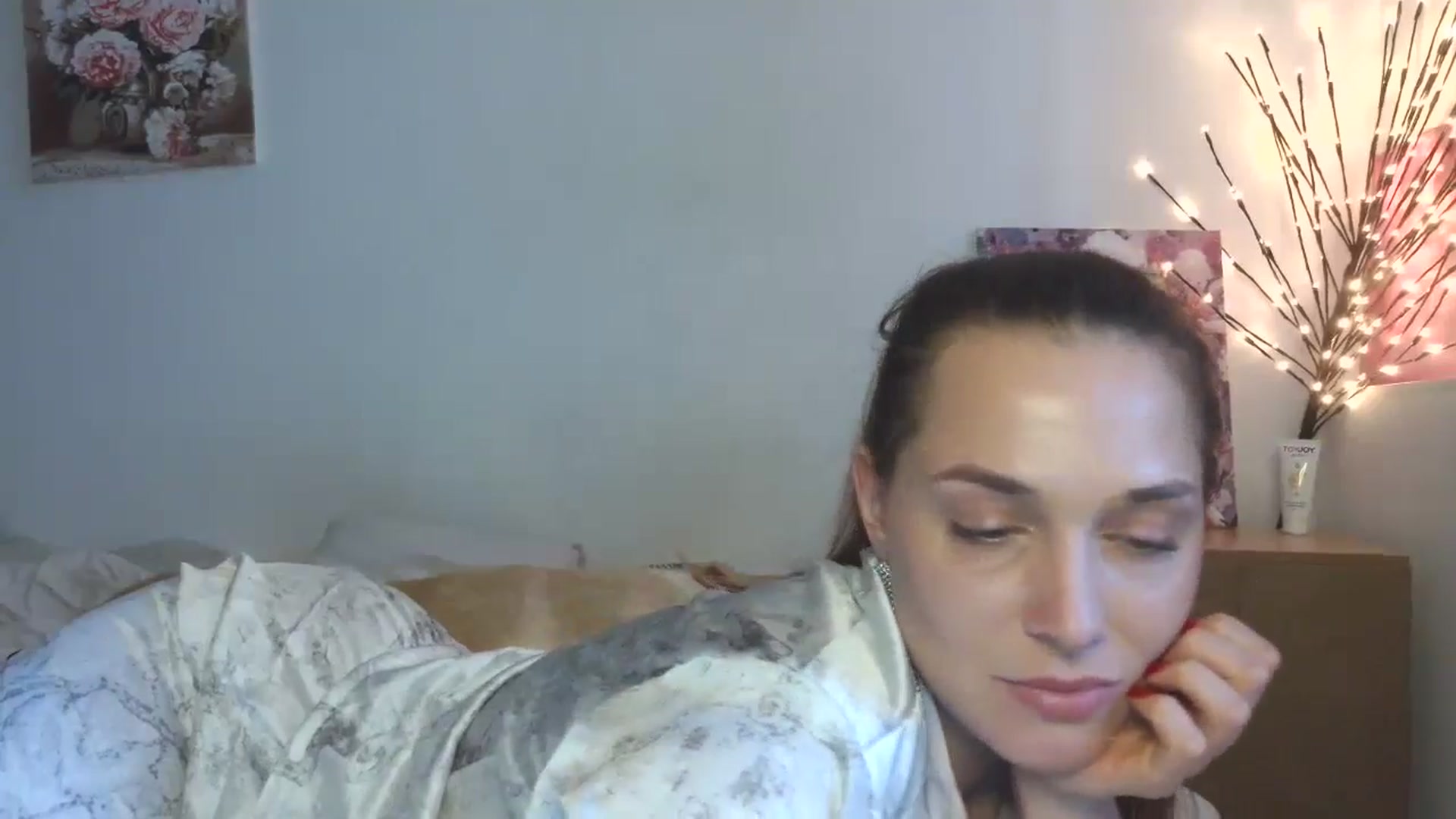 Gallery image thumbnail from HaleyReed's myfreecams stream on, 04/08/2026, 15:23 image 7 of 20