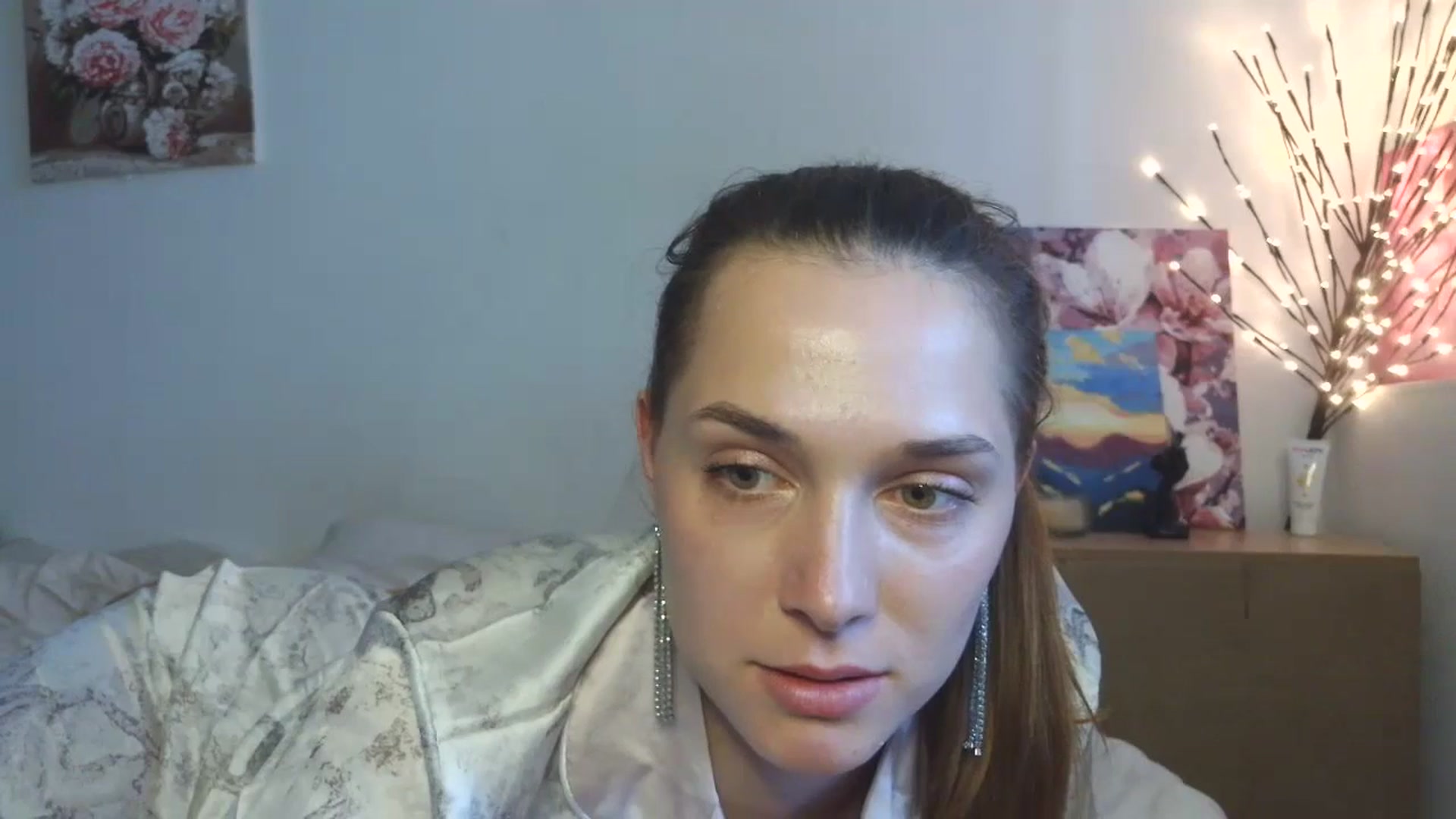 Gallery image thumbnail from HaleyReed's myfreecams stream on, 04/08/2026, 15:23 image 11 of 20