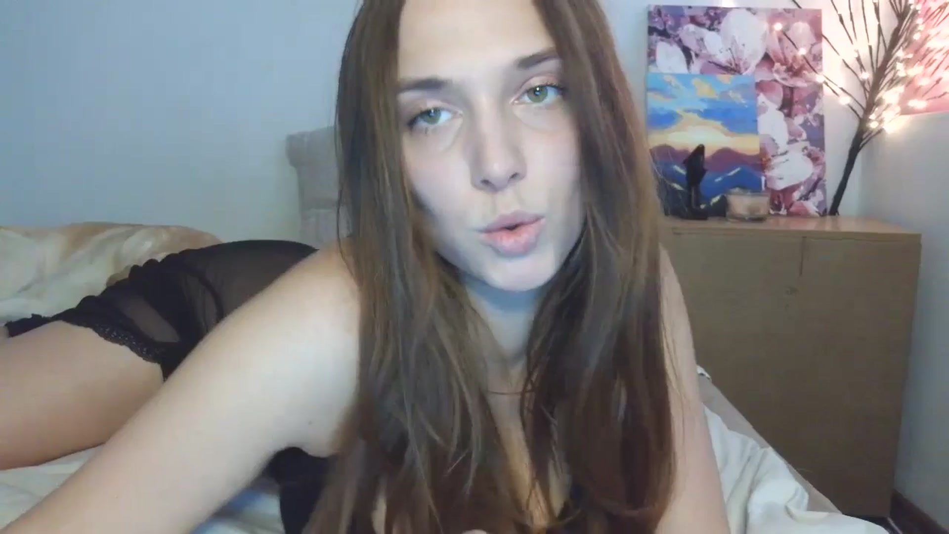 Gallery image thumbnail from HaleyReed's myfreecams stream on, 04/10/2026, 13:27 image 14 of 20