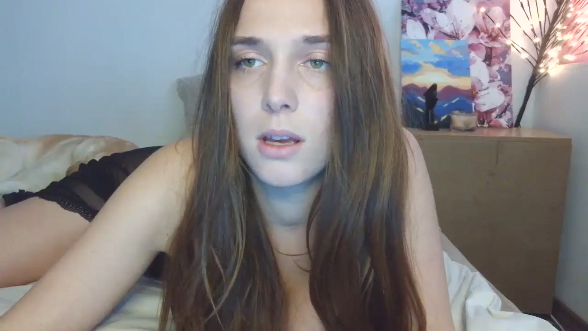 Gallery image thumbnail from HaleyReed's myfreecams stream on, 04/10/2026, 13:27 image 18 of 20