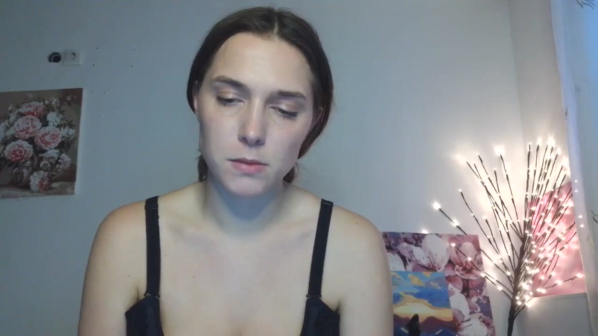 Gallery image thumbnail from HaleyReed's myfreecams stream on, 04/10/2026, 16:02 image 11 of 20