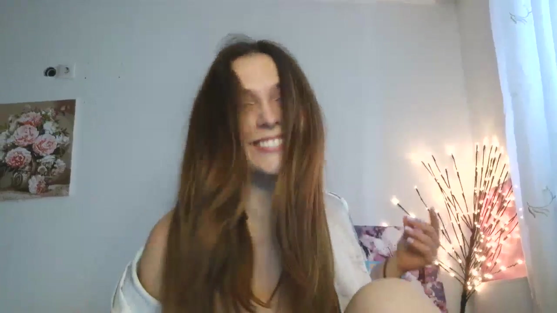 Gallery image thumbnail from HaleyReed's myfreecams stream on, 04/11/2026, 11:48 image 3 of 20