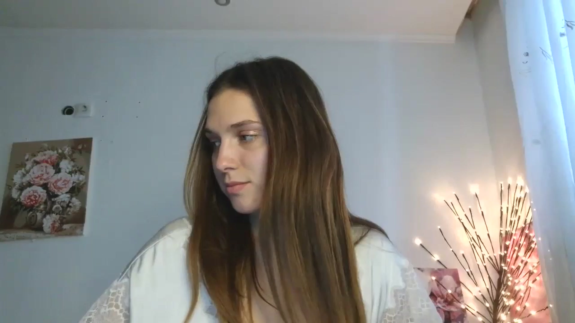 Gallery image thumbnail from HaleyReed's myfreecams stream on, 04/11/2026, 14:18 image 16 of 20
