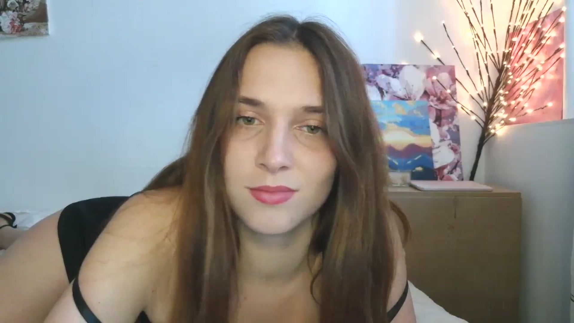 Gallery image thumbnail from HaleyReed's myfreecams stream on, 04/16/2026, 11:02 image 19 of 20