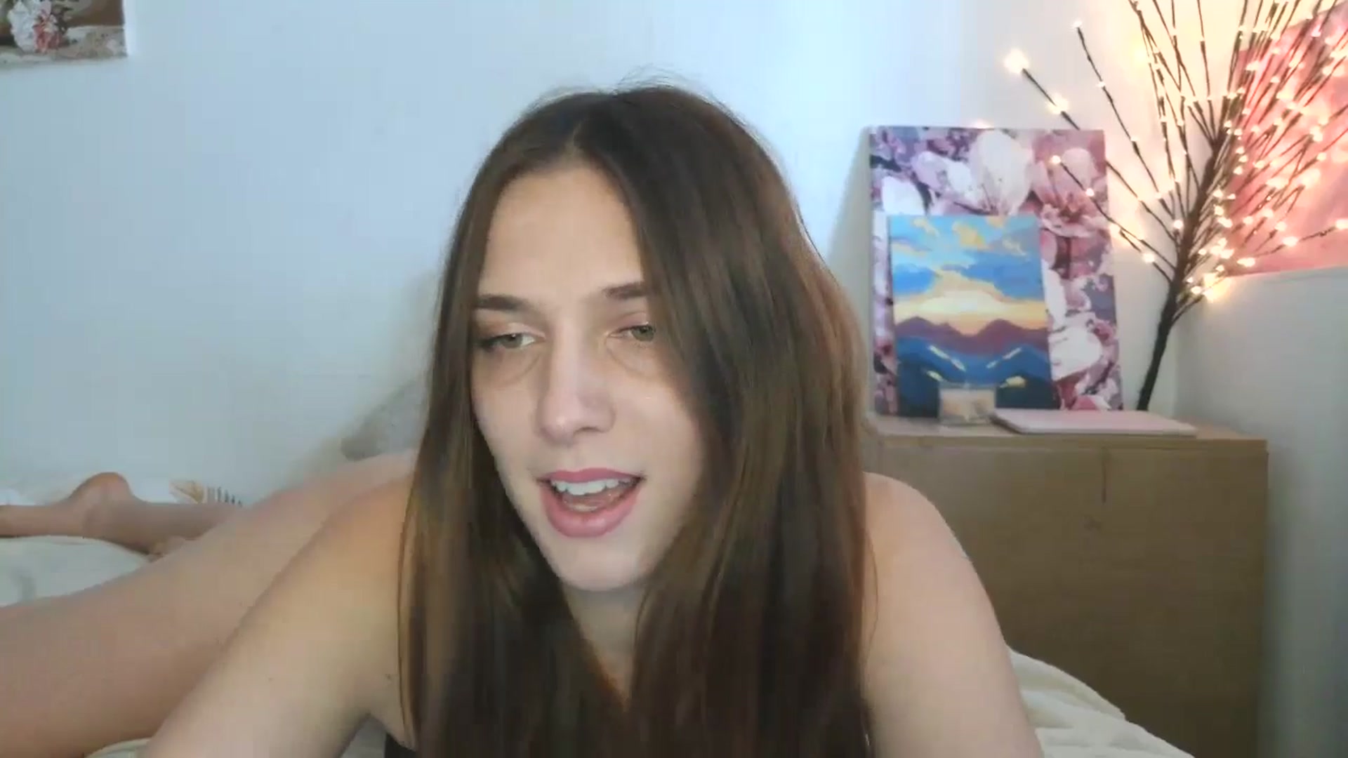 Gallery image thumbnail from HaleyReed's myfreecams stream on, 04/16/2026, 12:17 image 11 of 20