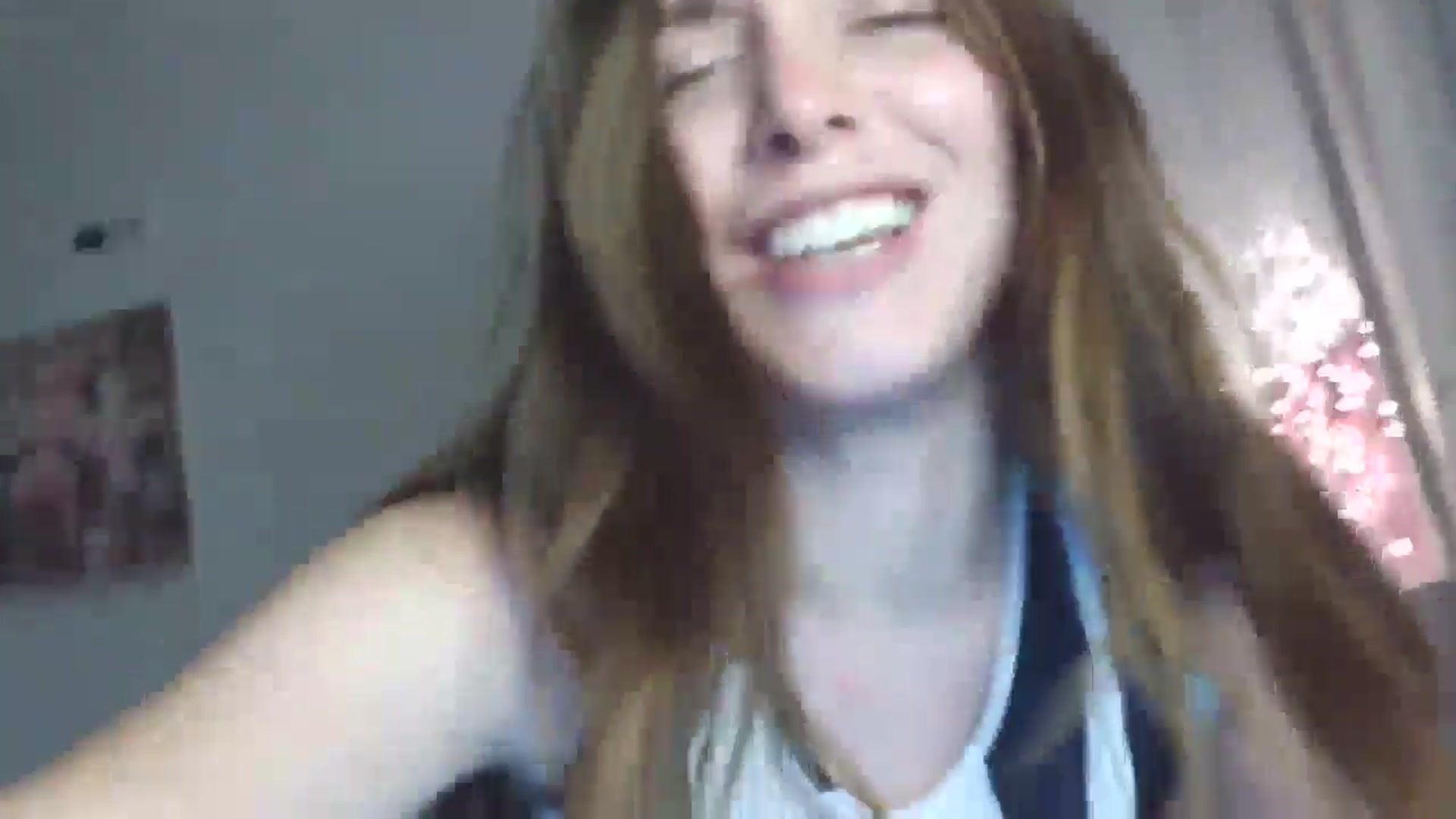 Gallery image thumbnail from HaleyReed's myfreecams stream on, 04/17/2026, 17:15 image 17 of 20