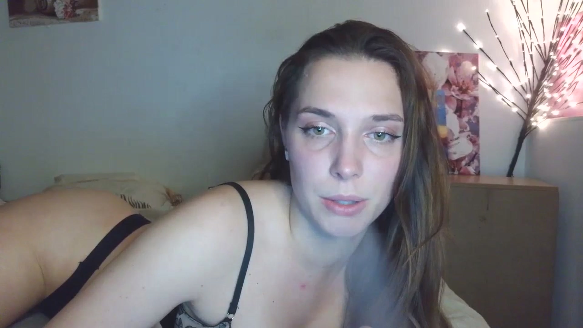 Gallery image thumbnail from HaleyReed's myfreecams stream on, 04/17/2026, 17:48 image 3 of 20