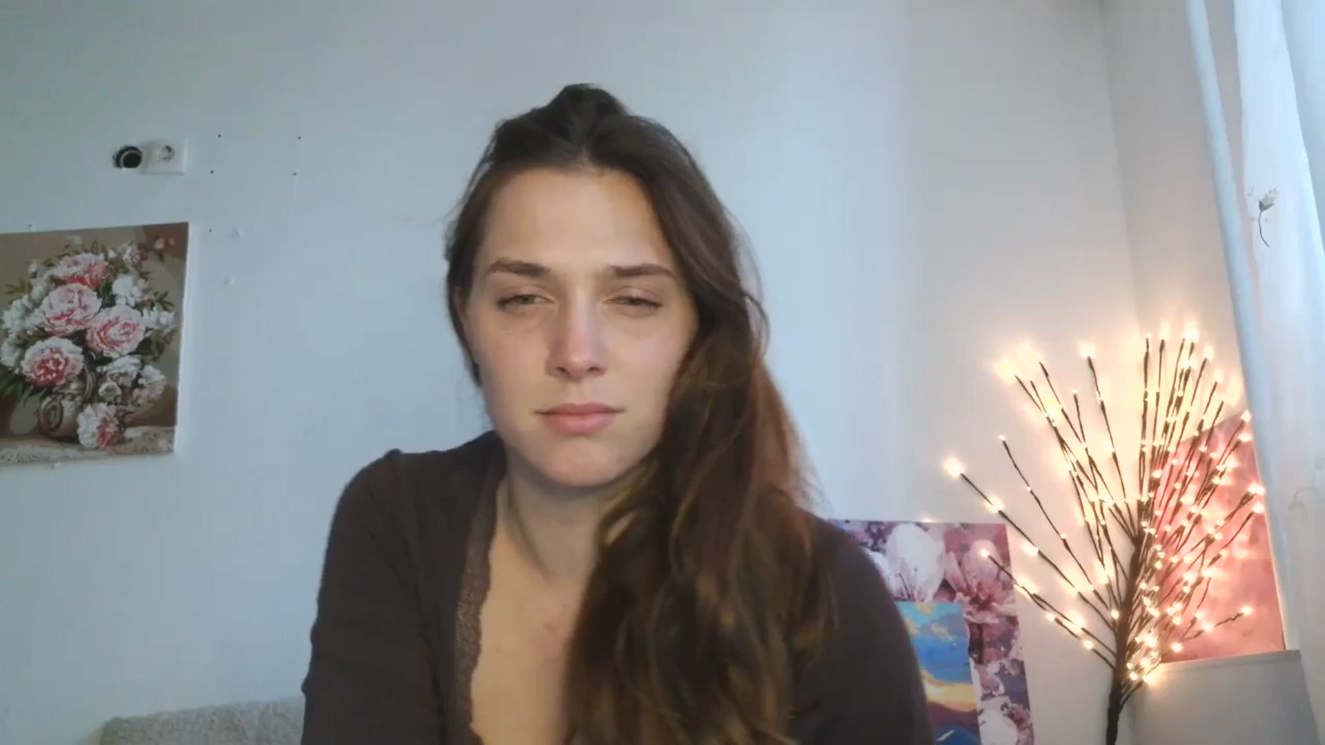 Gallery image thumbnail from HaleyReed's myfreecams stream on, 04/19/2026, 14:14 image 13 of 20