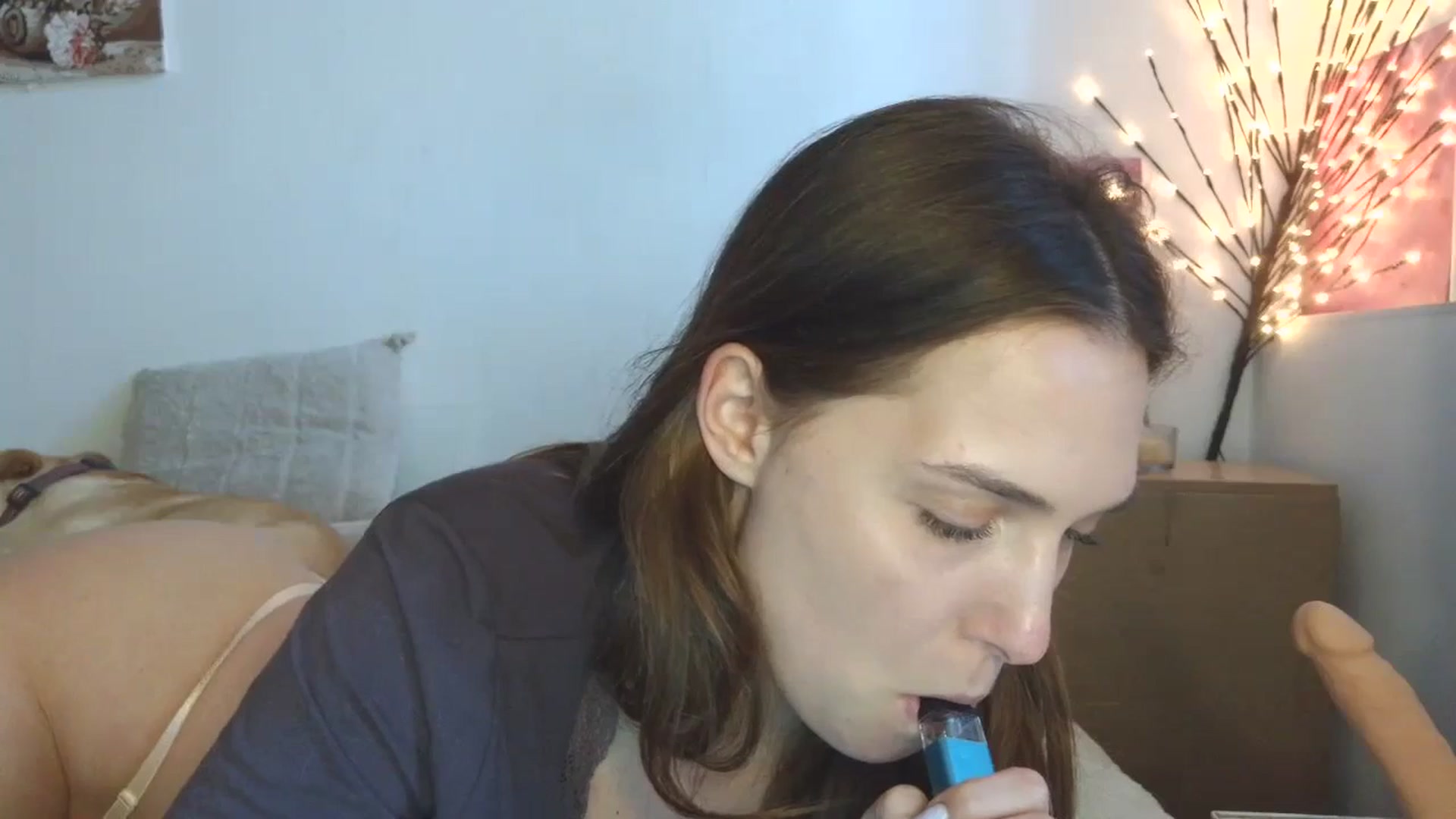 Gallery image thumbnail from HaleyReed's myfreecams stream on, 04/19/2026, 14:14 image 17 of 20