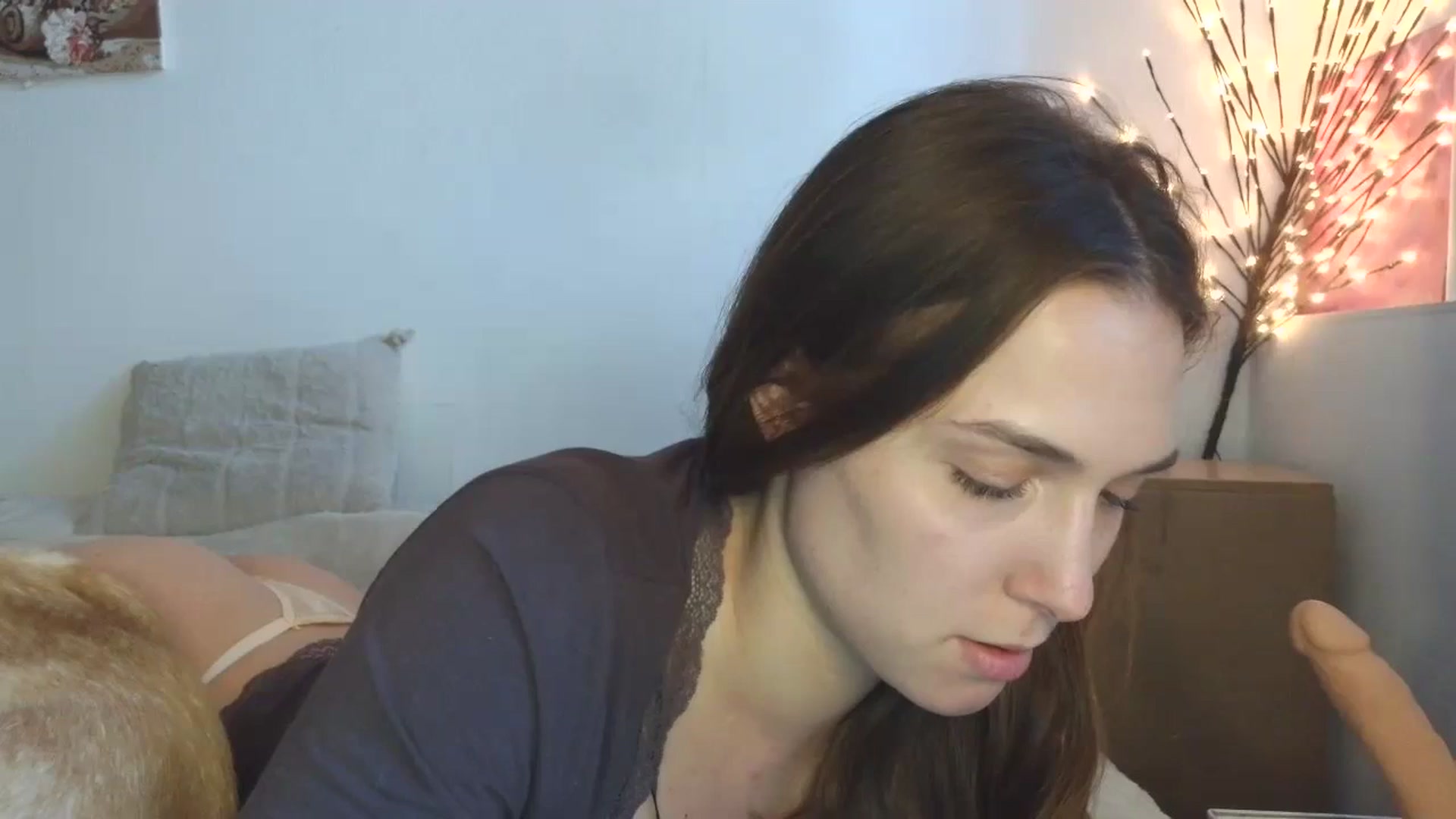 Gallery image thumbnail from HaleyReed's myfreecams stream on, 04/19/2026, 14:14 image 18 of 20