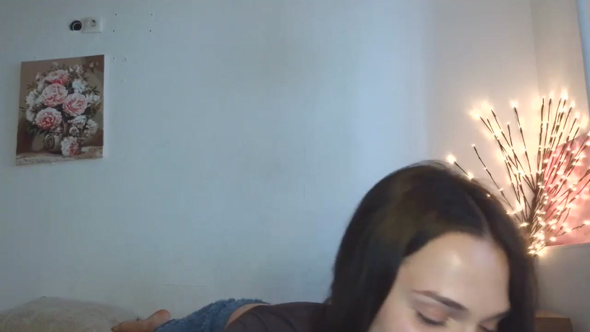 Gallery image thumbnail from HaleyReed's myfreecams stream on, 04/19/2026, 15:52 image 6 of 20