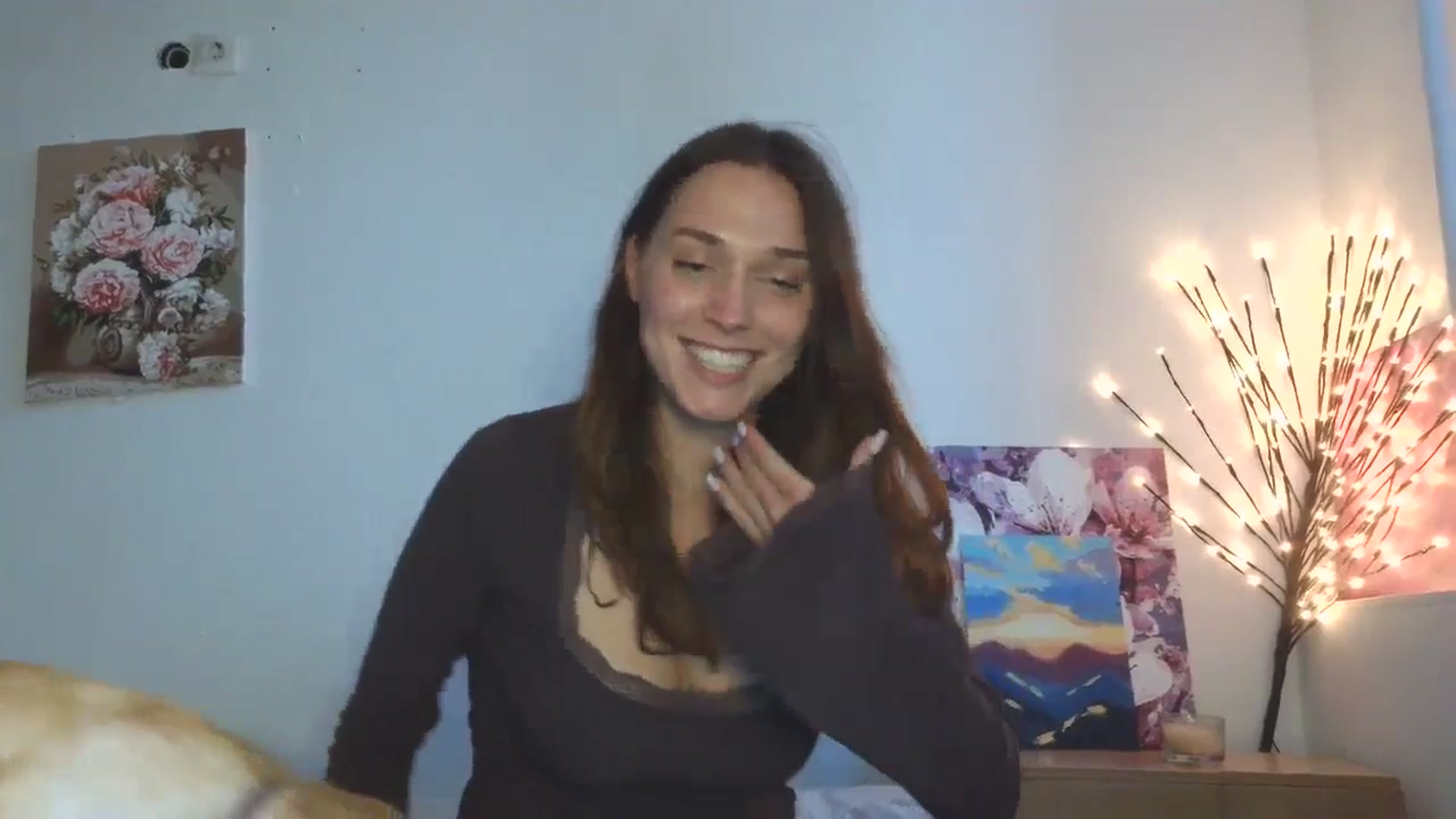 Gallery image thumbnail from HaleyReed's myfreecams stream on, 04/19/2026, 15:52 image 11 of 20
