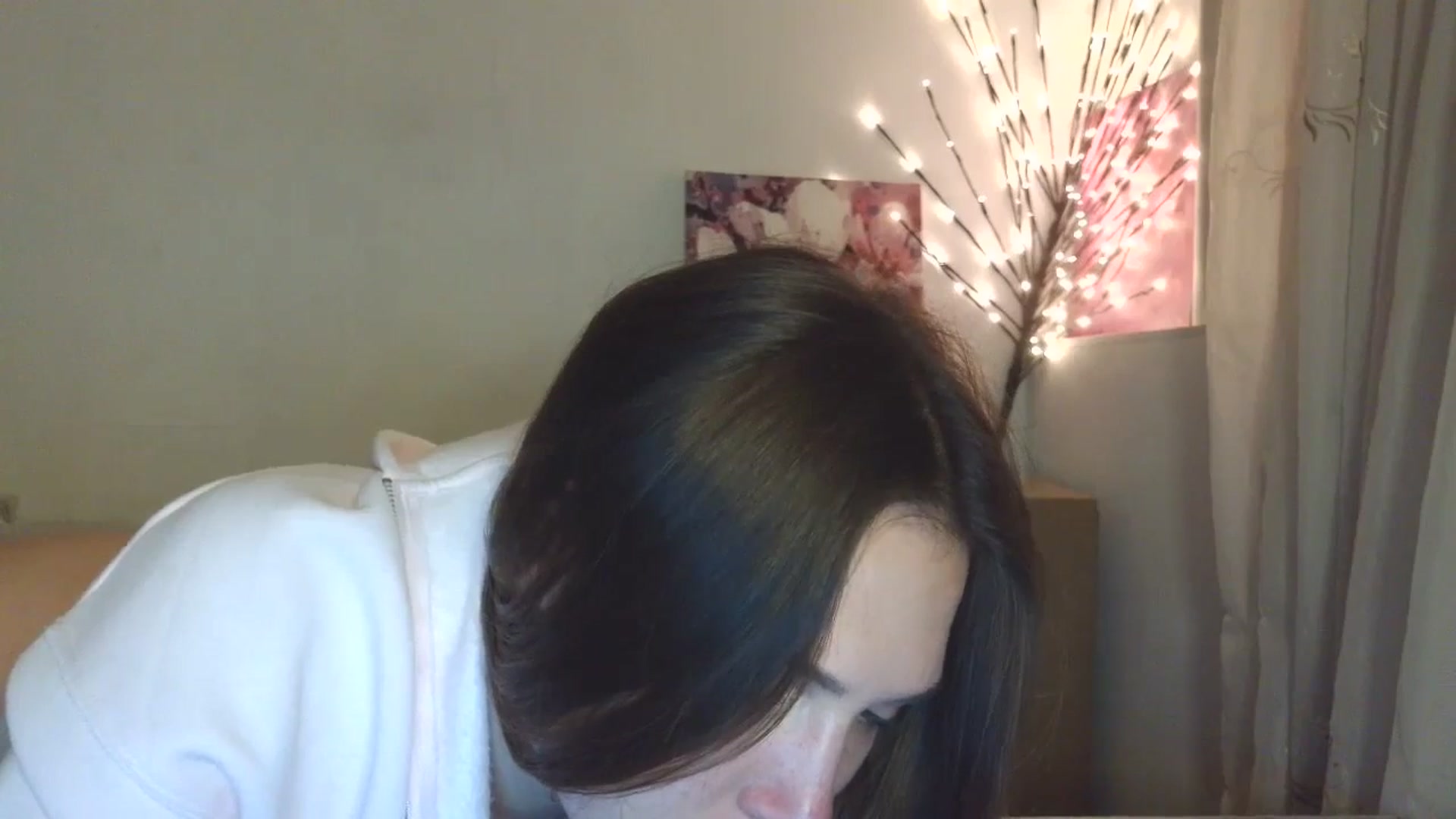 Gallery image thumbnail from HaleyReed's myfreecams stream on, 04/19/2026, 18:10 image 6 of 20