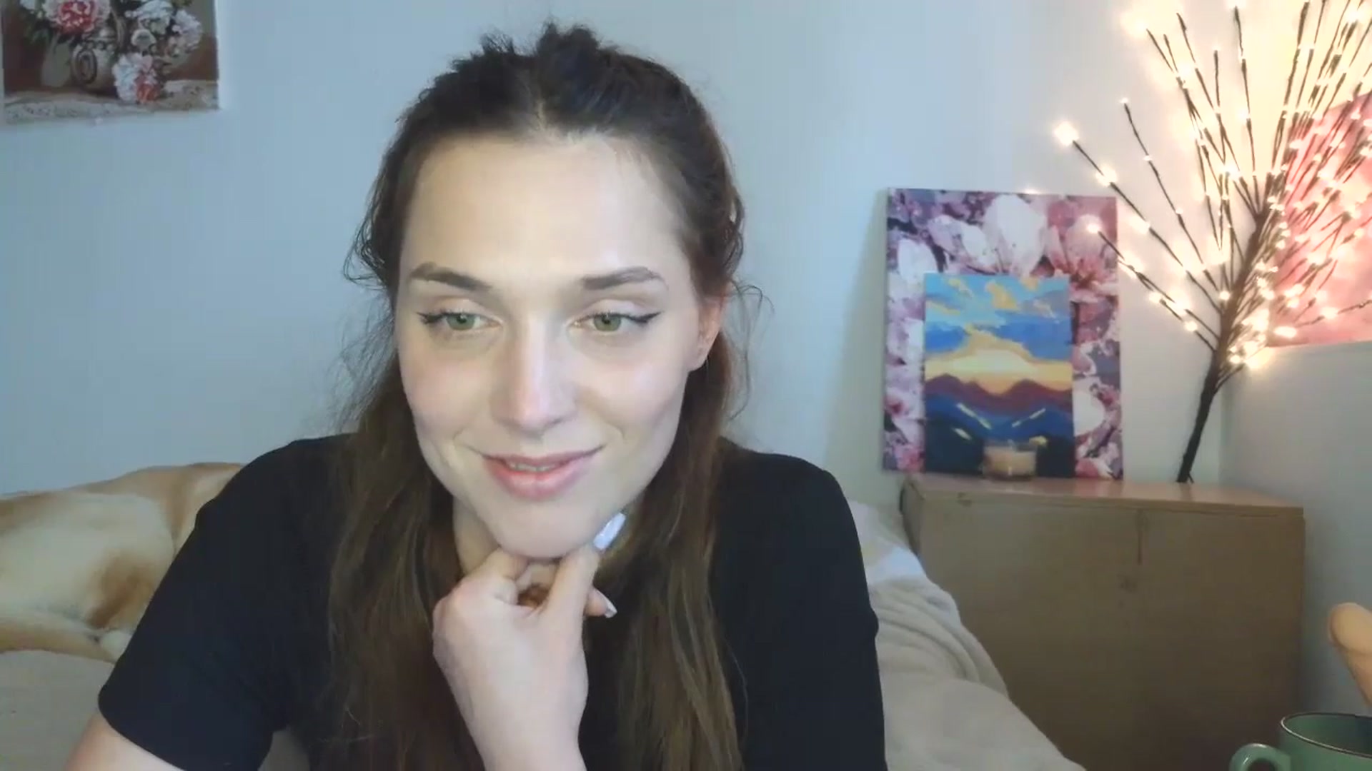 Gallery image thumbnail from HaleyReed's myfreecams stream on, 04/20/2026, 13:49 image 7 of 20