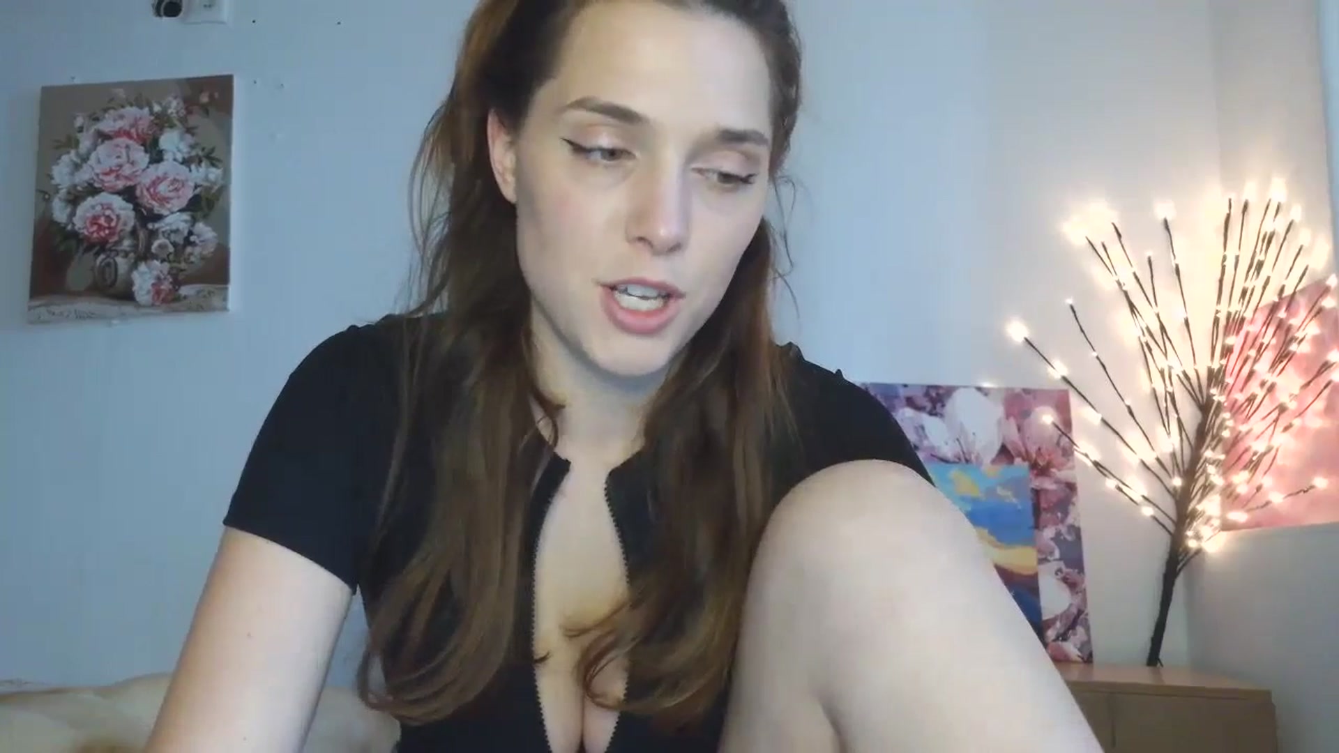 Gallery image thumbnail from HaleyReed's myfreecams stream on, 04/20/2026, 13:49 image 14 of 20