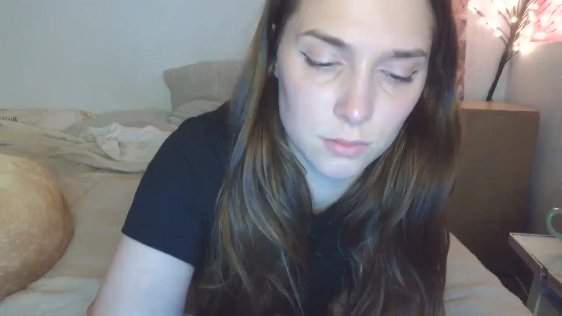 Gallery image thumbnail from HaleyReed's myfreecams stream on, 04/20/2026, 15:59 image 20 of 20