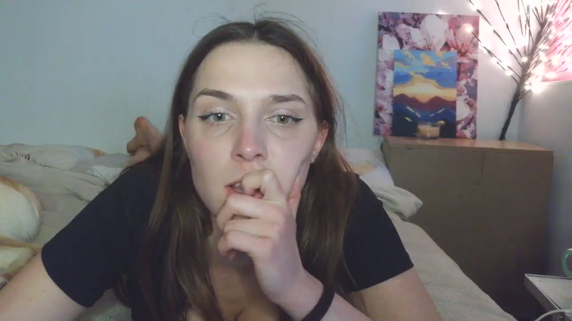 Gallery image thumbnail from HaleyReed's myfreecams stream on, 04/20/2026, 17:25 image 2 of 20
